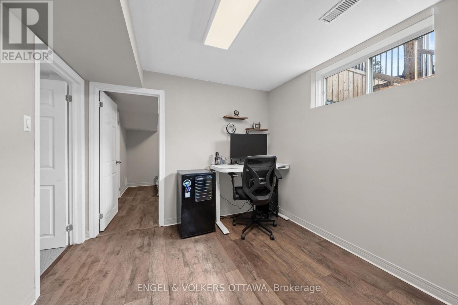 16 Mayford Avenue, Ottawa, Ontario  K2G 6A7 - Photo 30 - X12947402