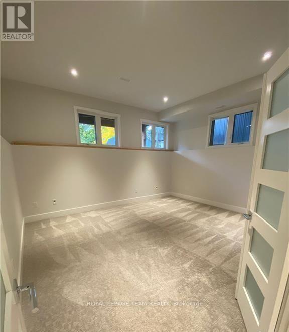 289 Kirchoffer Avenue, Ottawa, Ontario  K2A 1Y1 - Photo 18 - X12947442