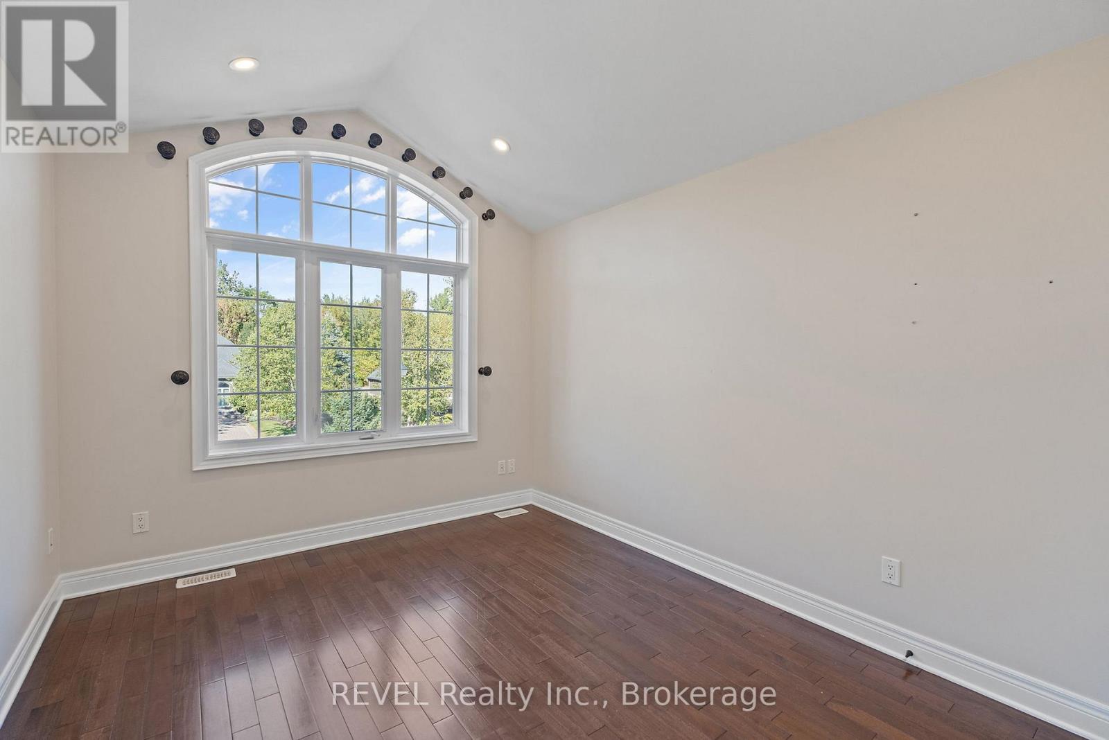 6718 Domenic Crescent, Niagara Falls, Ontario  L2J 4L5 - Photo 32 - X12947378