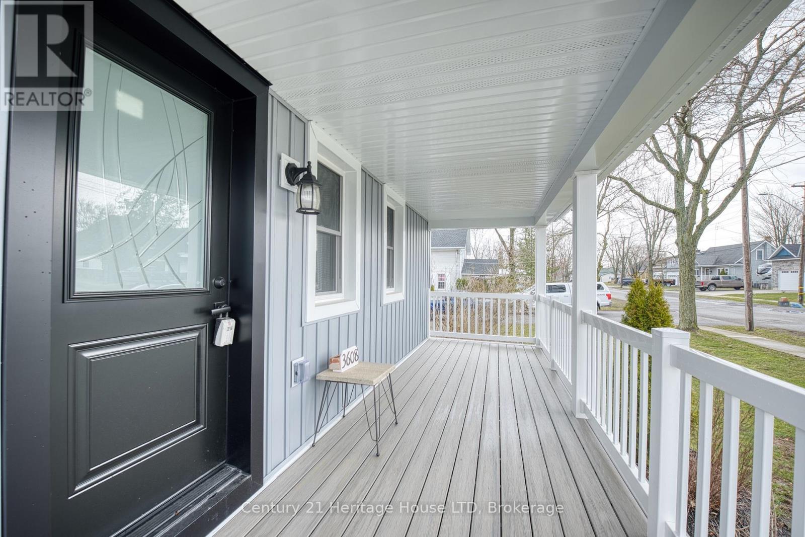 3608 East Main Street E, Fort Erie, Ontario  L0S 1S0 - Photo 2 - X12947400