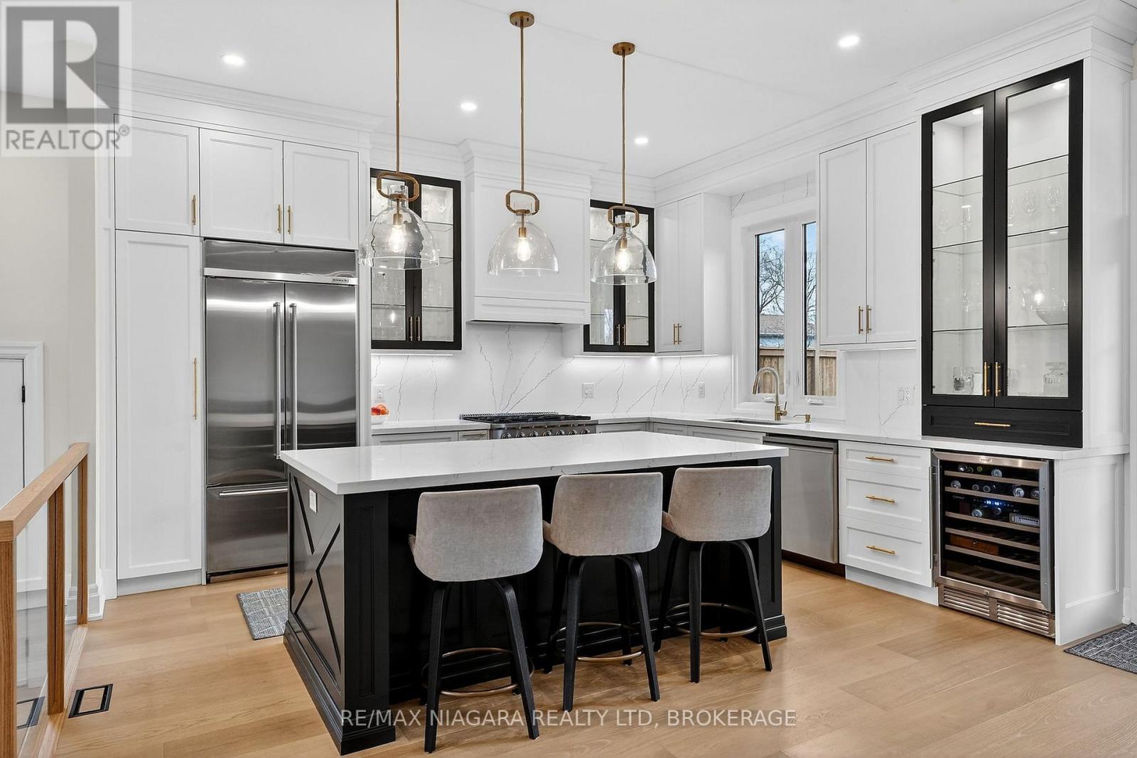 146 Hetram Court, Fort Erie, Ontario  L0S 1B0 - Photo 17 - X12947414