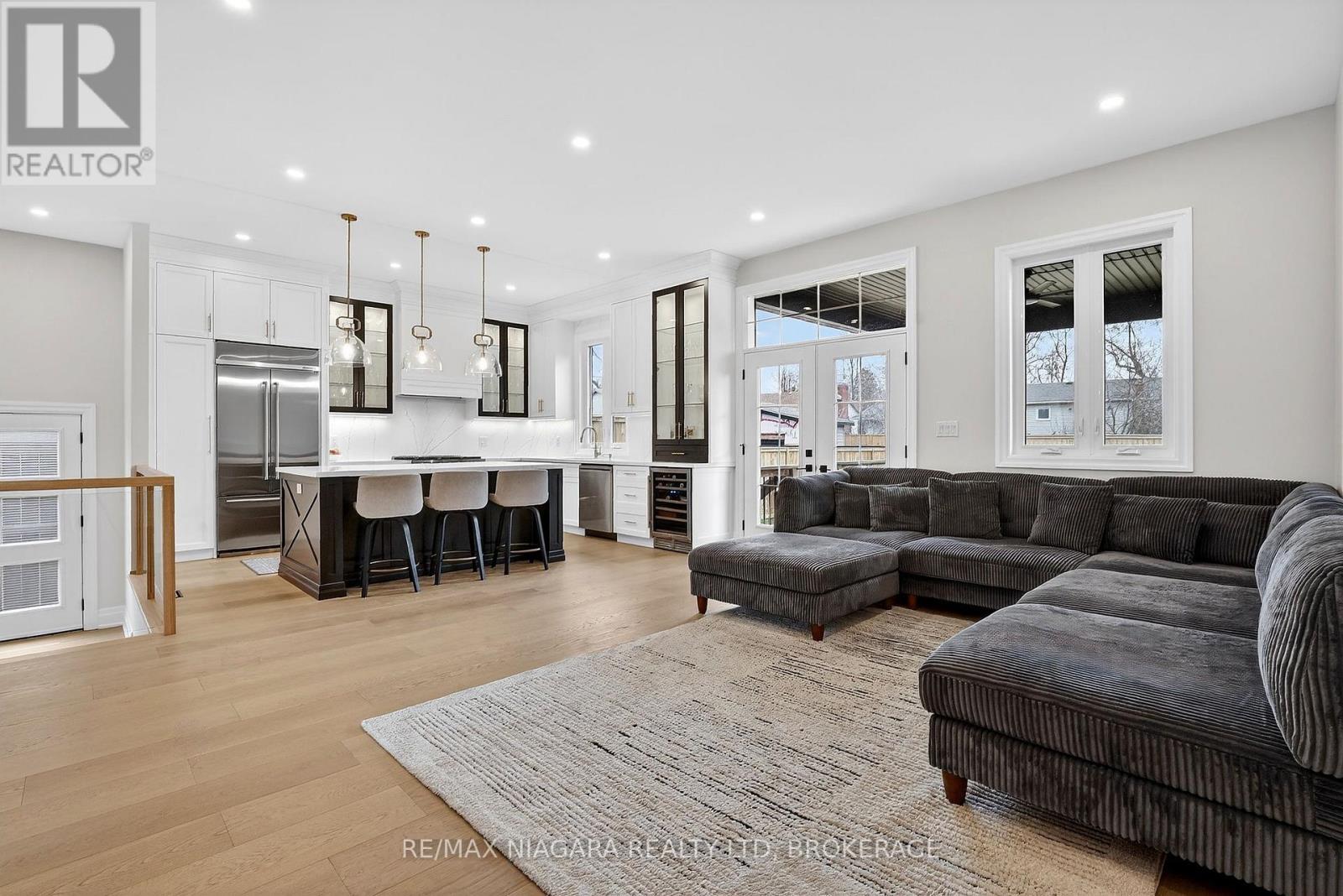 146 Hetram Court, Fort Erie, Ontario  L0S 1B0 - Photo 18 - X12947414