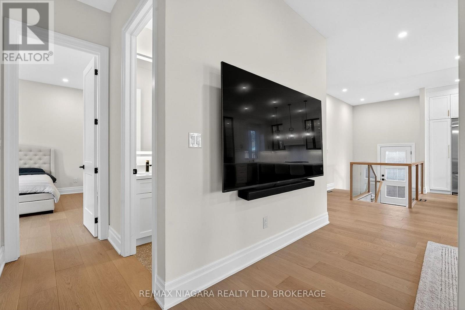 146 Hetram Court, Fort Erie, Ontario  L0S 1B0 - Photo 21 - X12947414