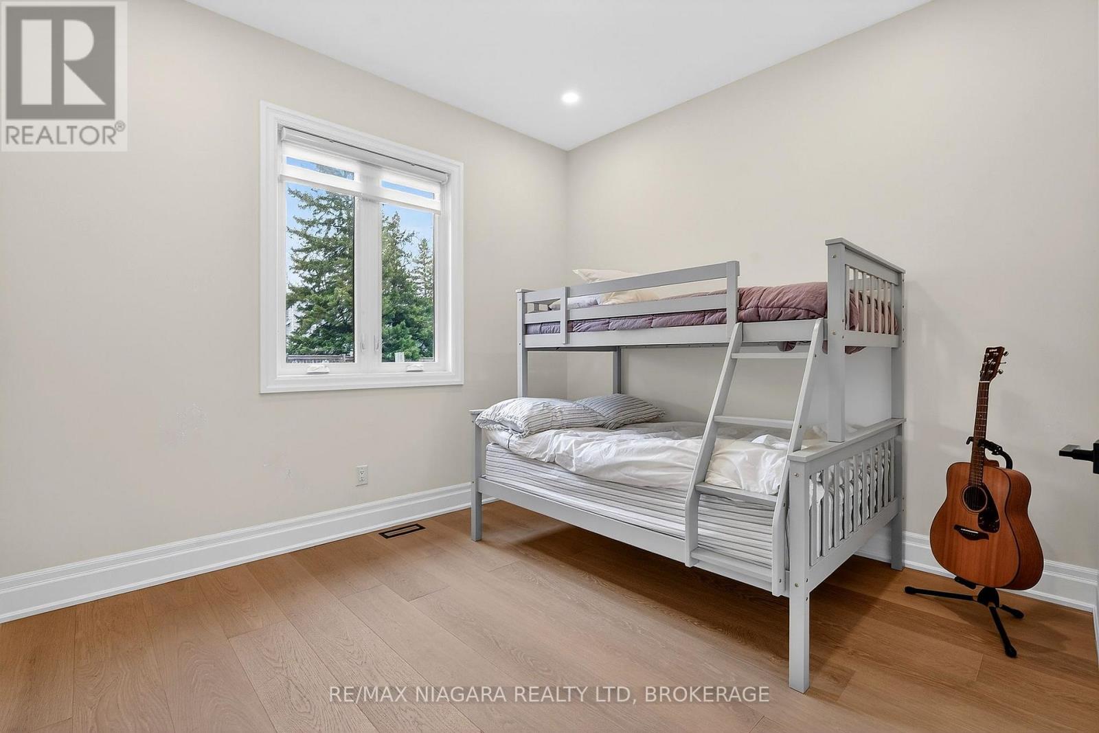 146 Hetram Court, Fort Erie (Crystal Beach), Ontario  L0S 1B0 - Photo 29 - X12947414