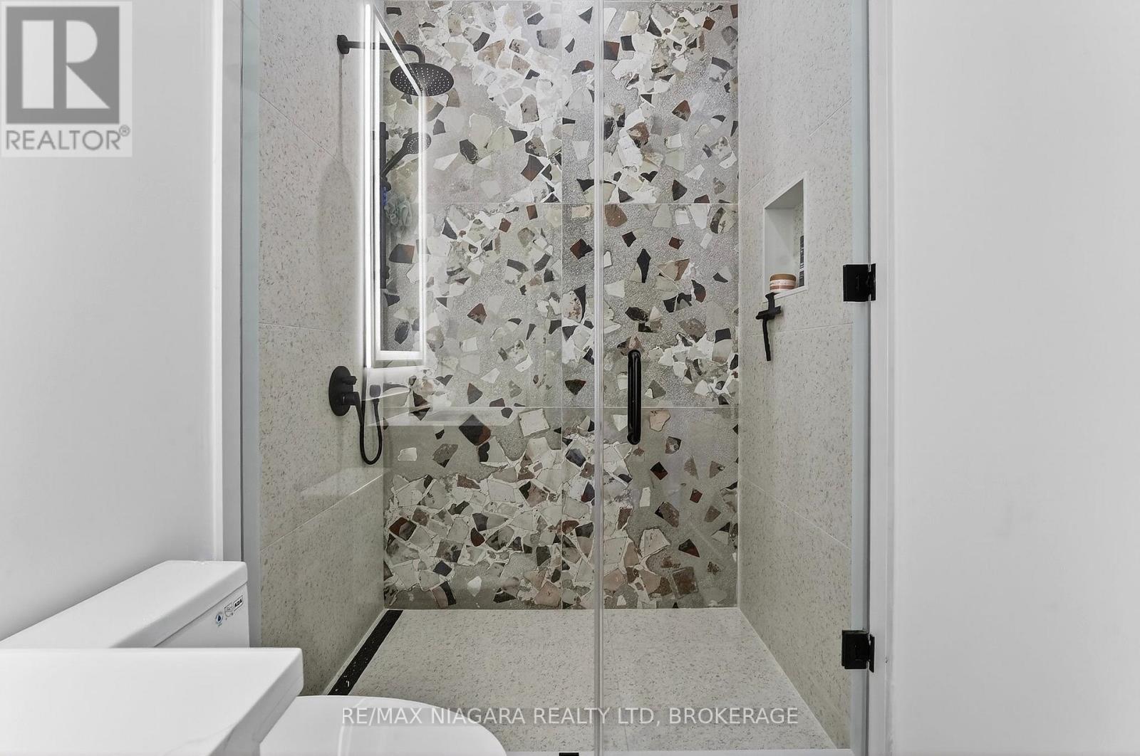 146 Hetram Court, Fort Erie (Crystal Beach), Ontario  L0S 1B0 - Photo 30 - X12947414