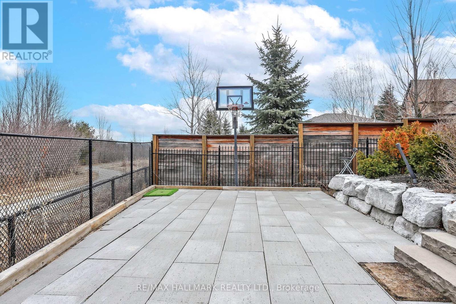 24 Bluff Trail, King, Ontario  L7B 0A1 - Photo 44 - N12930358