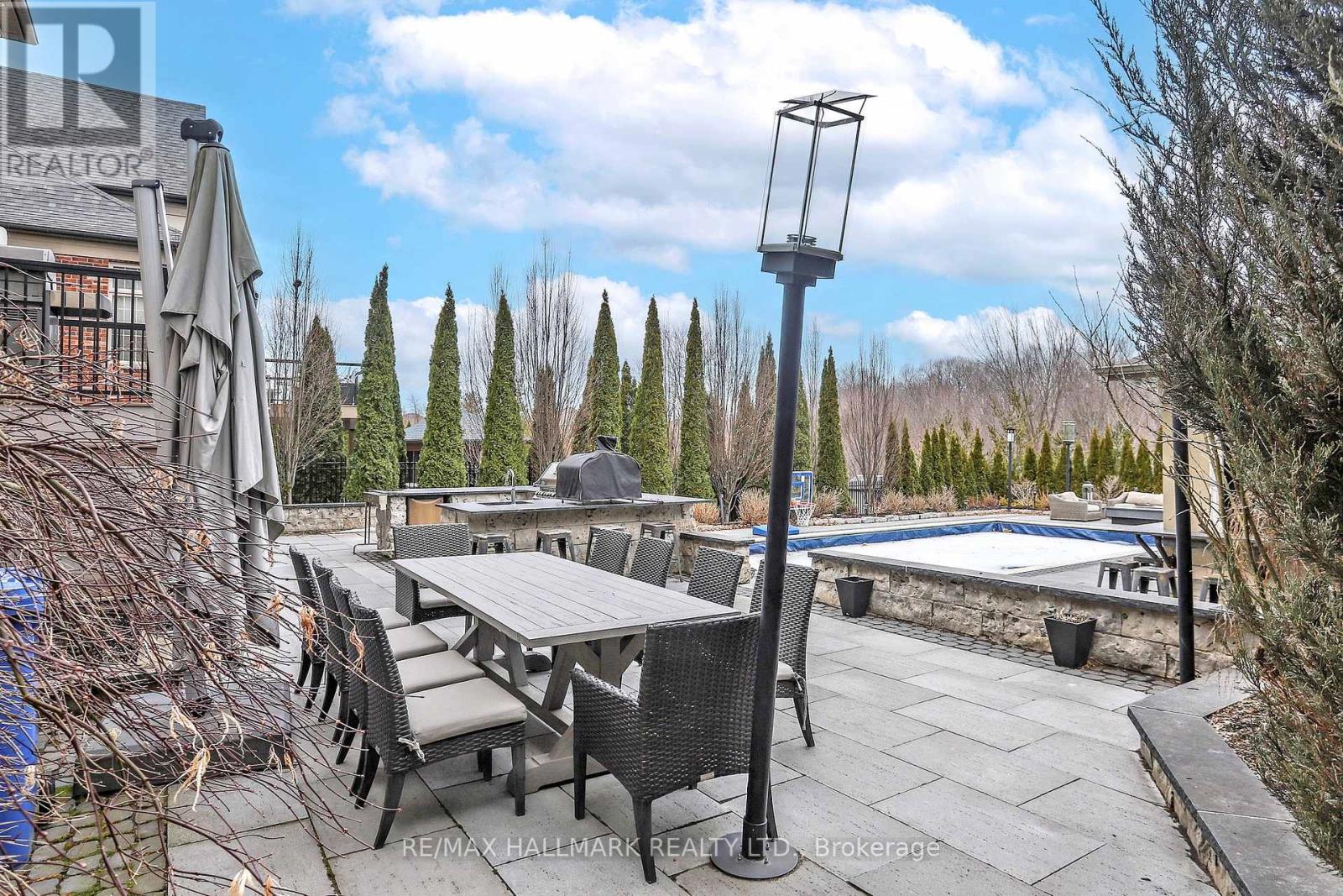 24 Bluff Trail, King, Ontario  L7B 0A1 - Photo 46 - N12930358