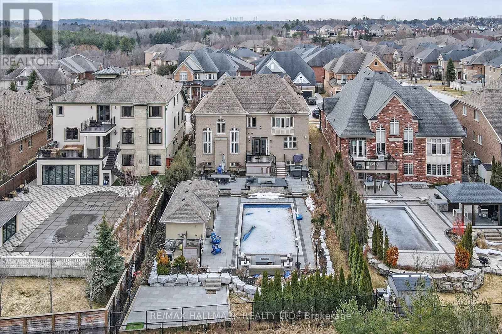 24 Bluff Trail, King, Ontario  L7B 0A1 - Photo 42 - N12930358