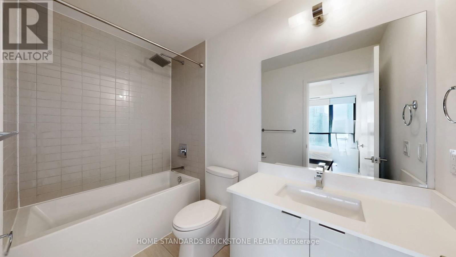 2306 - 2908 Highway 7, Vaughan, Ontario  L4K 0K5 - Photo 2 - N12947390