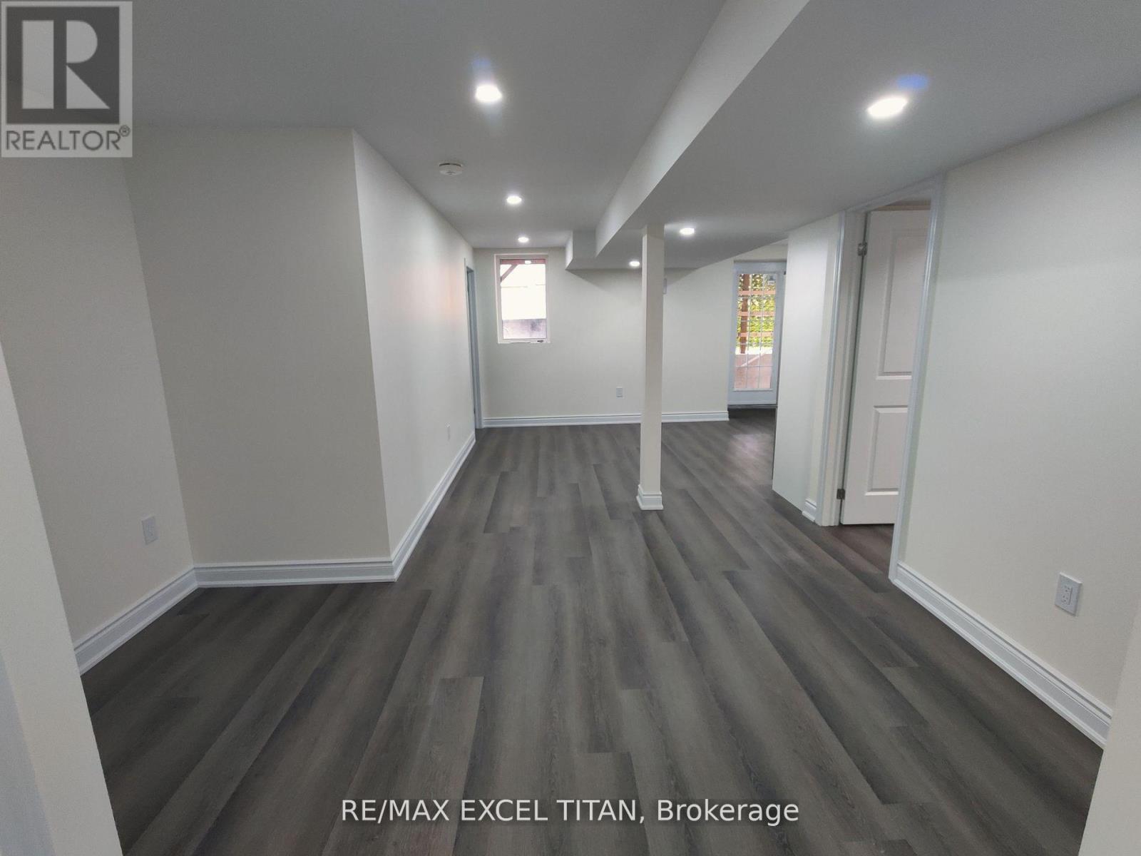 460 Mactier Drive, Vaughan, Ontario  L4H 4L8 - Photo 6 - N12947394