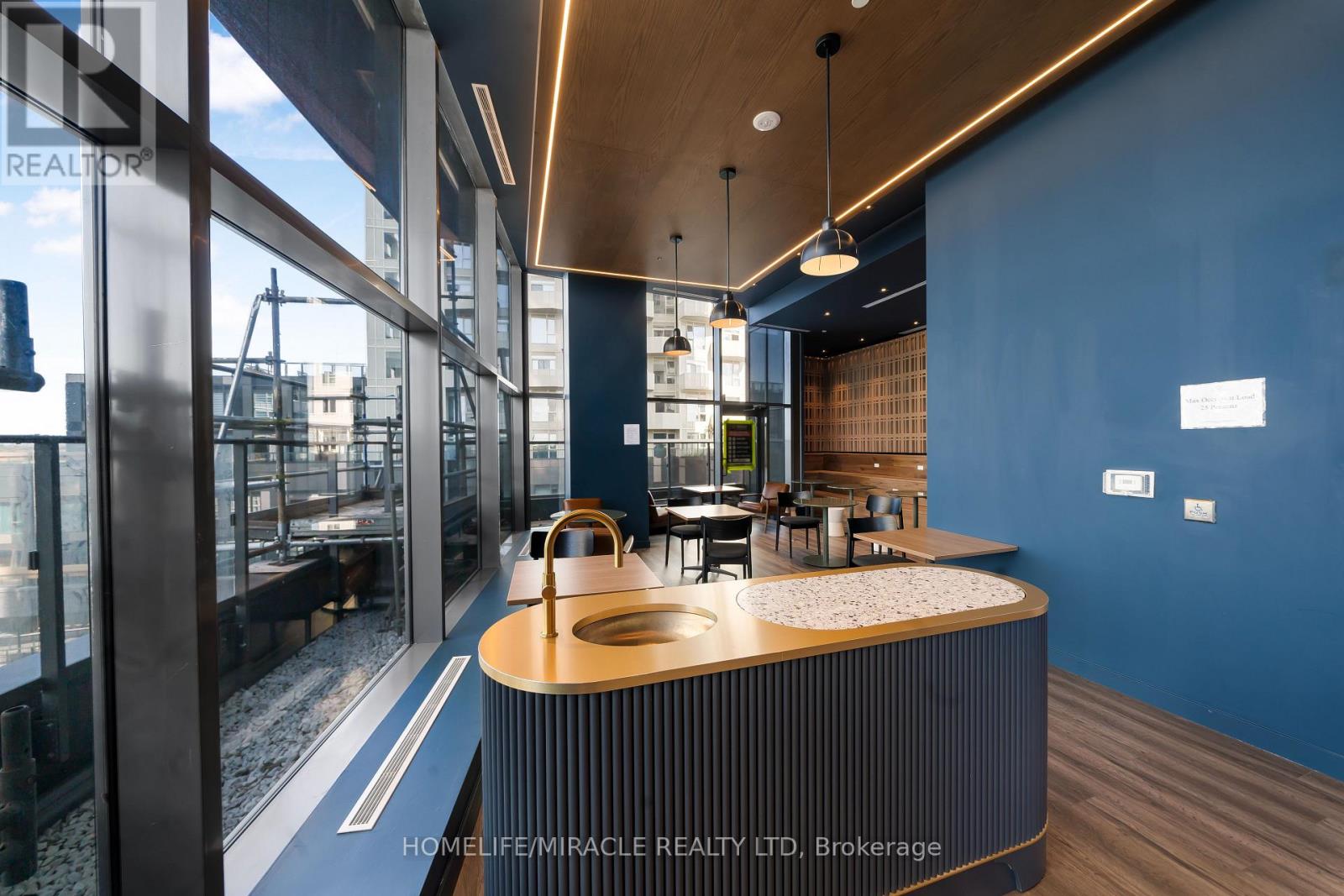 1303 - 474 Caldari Road, Vaughan, Ontario  L4K 0R5 - Photo 10 - N12947424