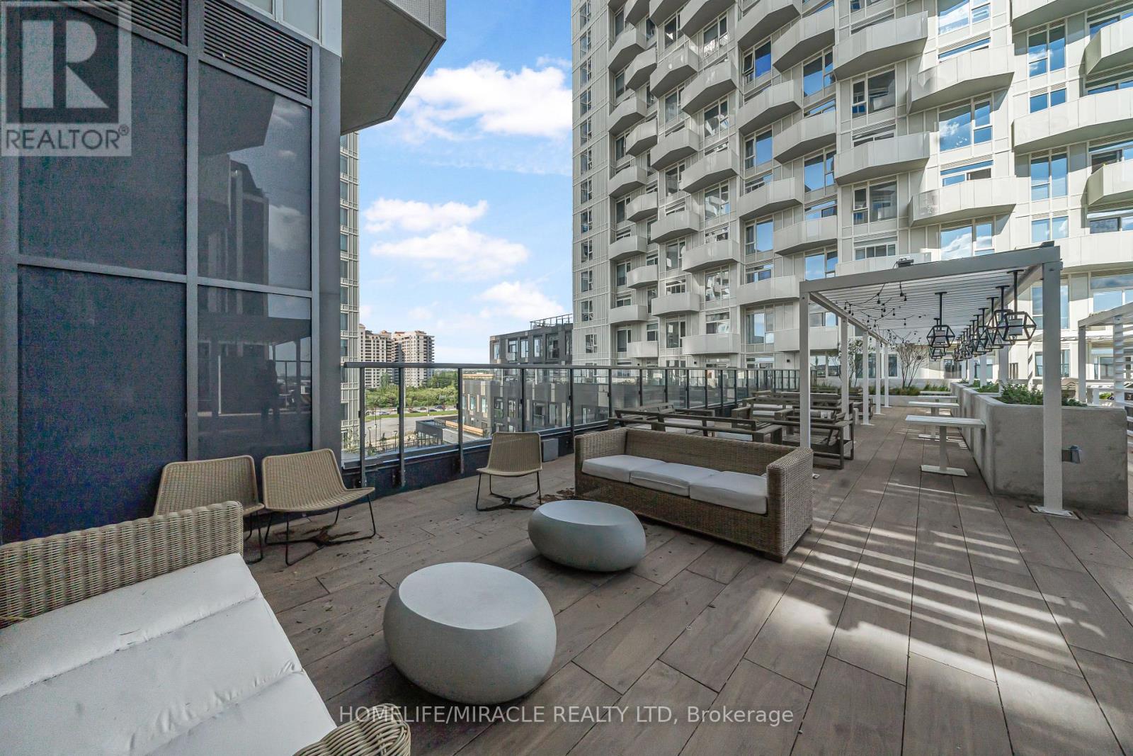 1303 - 474 Caldari Road, Vaughan, Ontario  L4K 0R5 - Photo 17 - N12947424