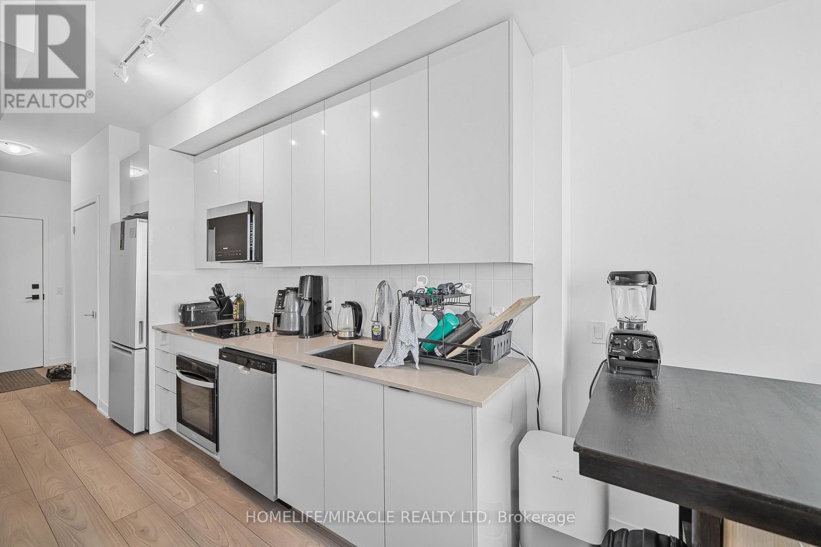 1303 - 474 Caldari Road, Vaughan, Ontario  L4K 0R5 - Photo 26 - N12947424