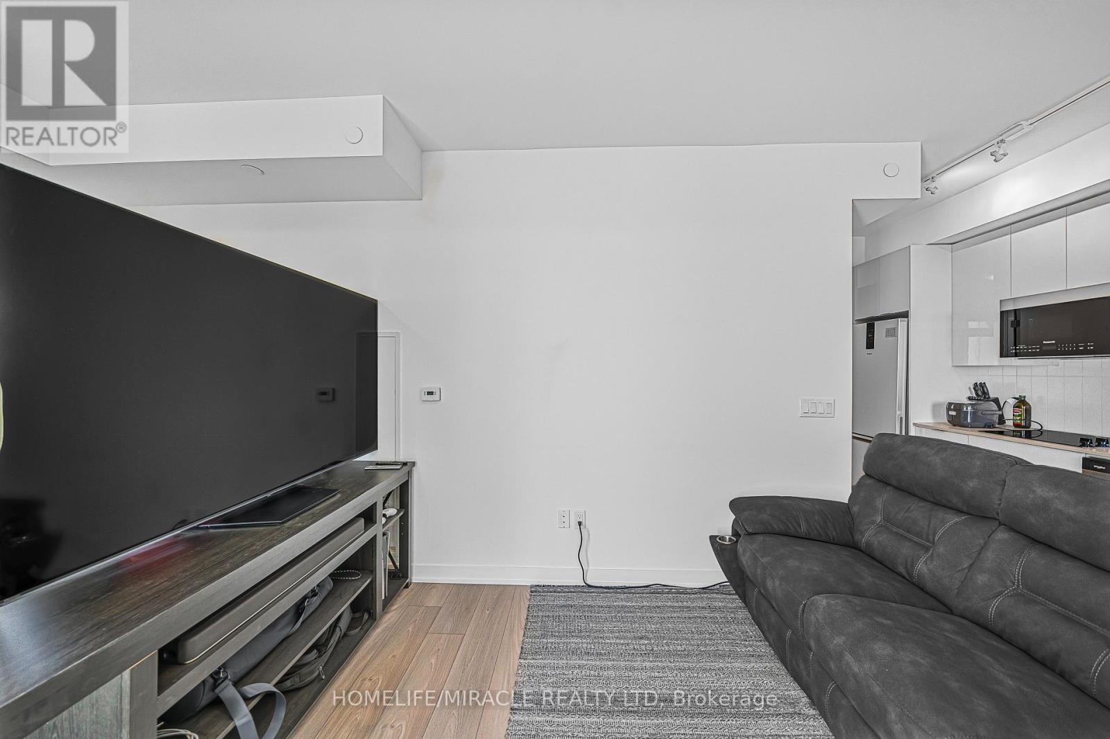 1303 - 474 Caldari Road, Vaughan, Ontario  L4K 0R5 - Photo 29 - N12947424