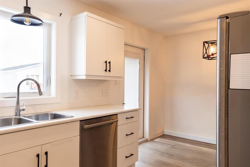 78 Whitby Crescent, Steinbach, Manitoba  R5G 0A2 - Photo 12 - 202605790