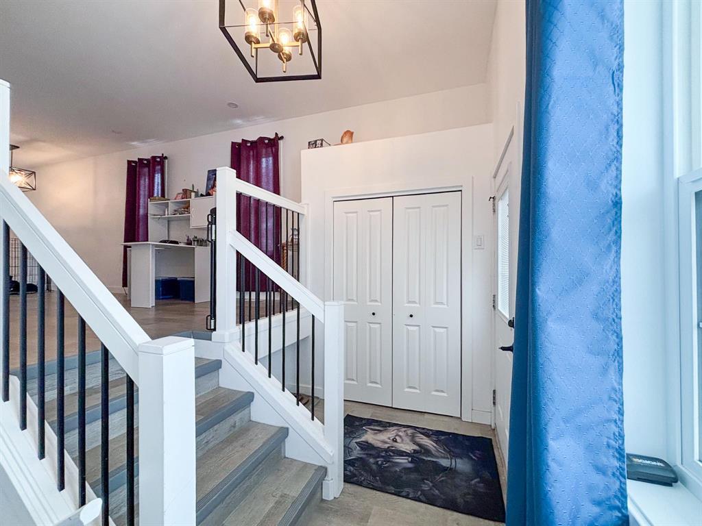 78 Whitby Crescent, Steinbach, Manitoba  R5G 0A2 - Photo 3 - 202605790