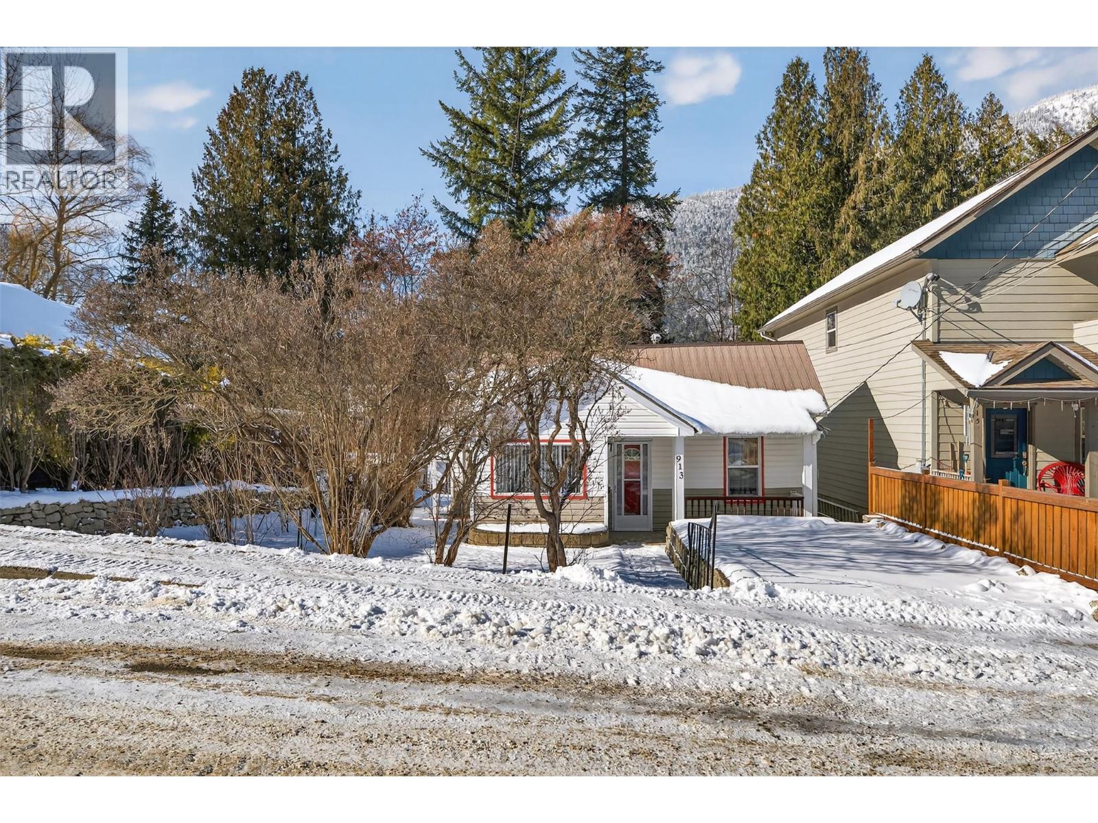 913 Sixth Street, Nelson, British Columbia  V1L 2Z4 - Photo 36 - 10376586