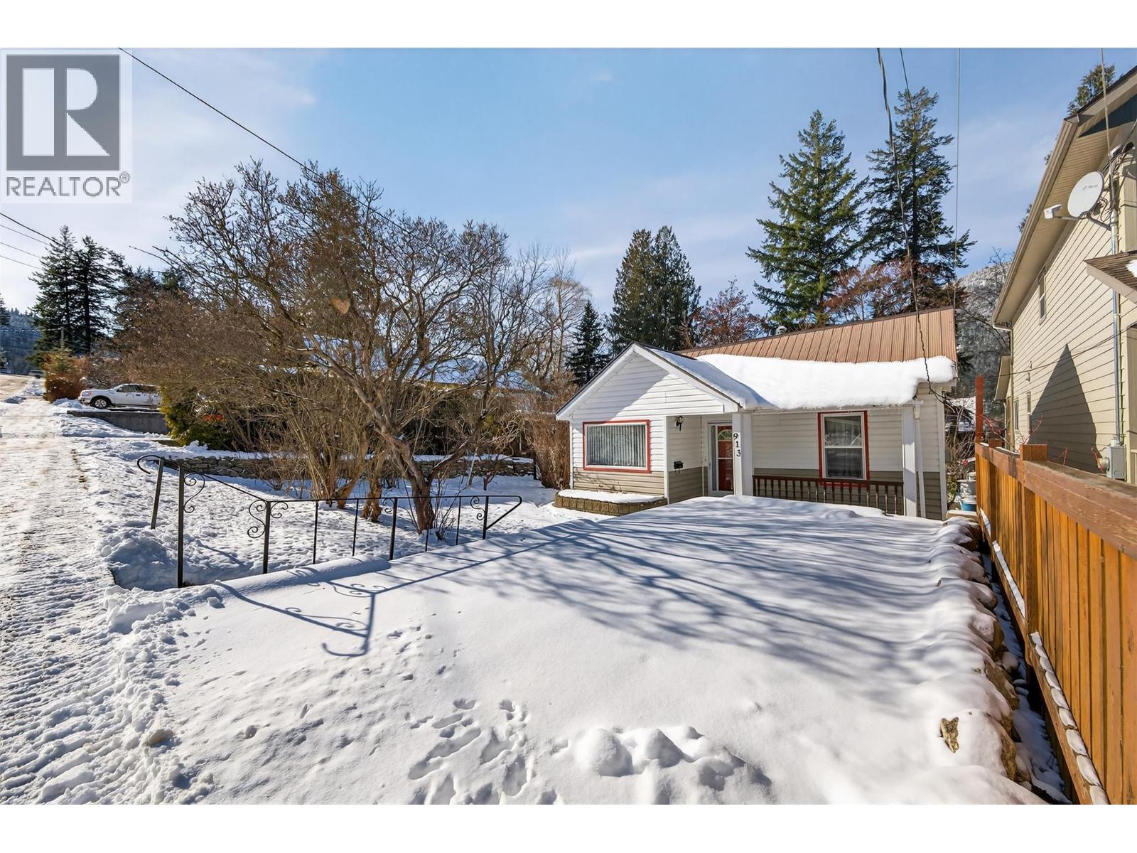 913 Sixth Street, Nelson, British Columbia  V1L 2Z4 - Photo 35 - 10376586