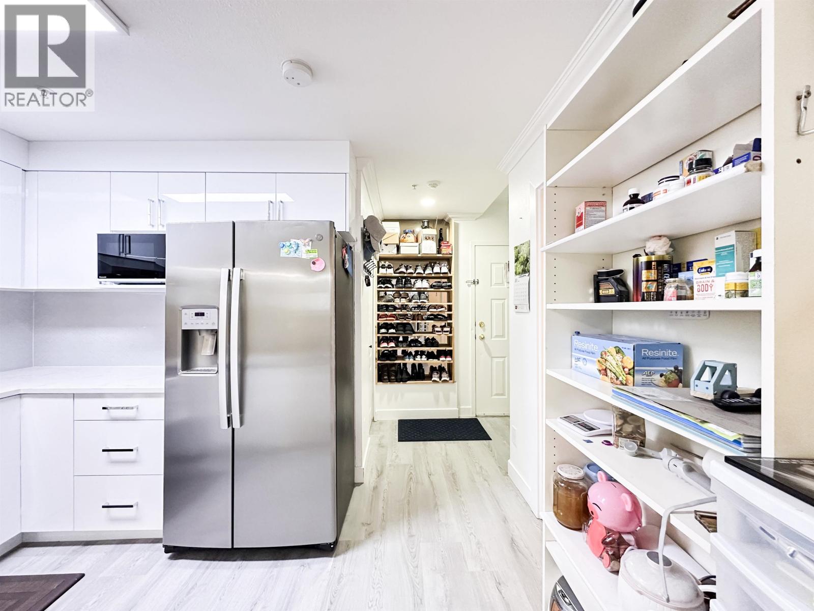 211 22356 Mcintosh Avenue, Maple Ridge, British Columbia  V2X 3C1 - Photo 11 - R3105852