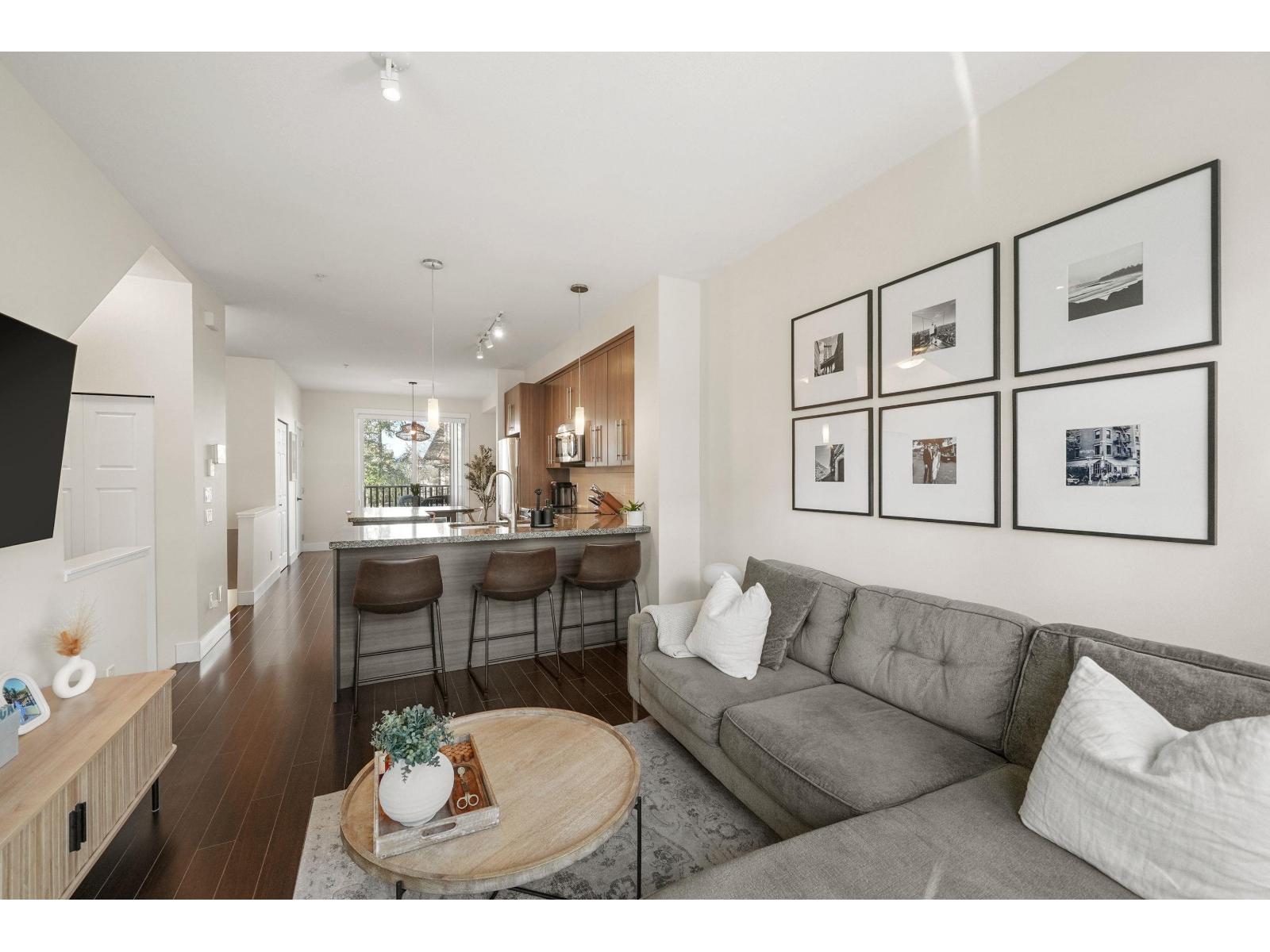 32 8250 209b Street, Langley, British Columbia  V2Y 0J7 - Photo 3 - R3105886