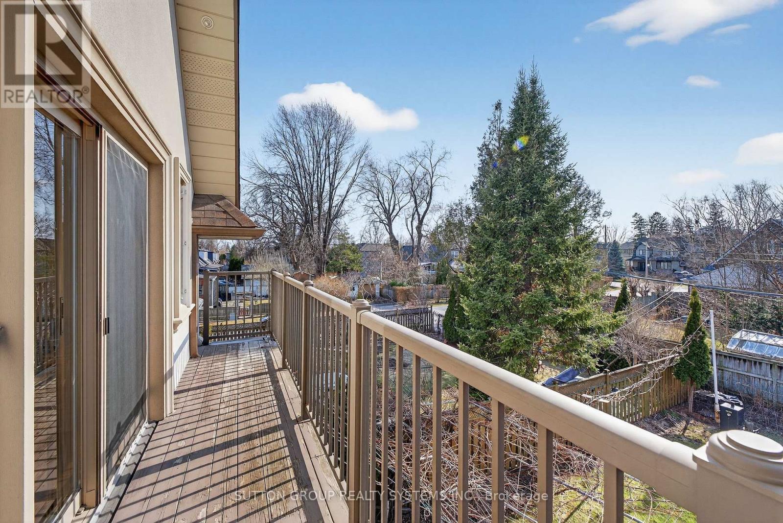 32 Green Lanes, Toronto, Ontario  M8Z 4V6 - Photo 25 - W12947436