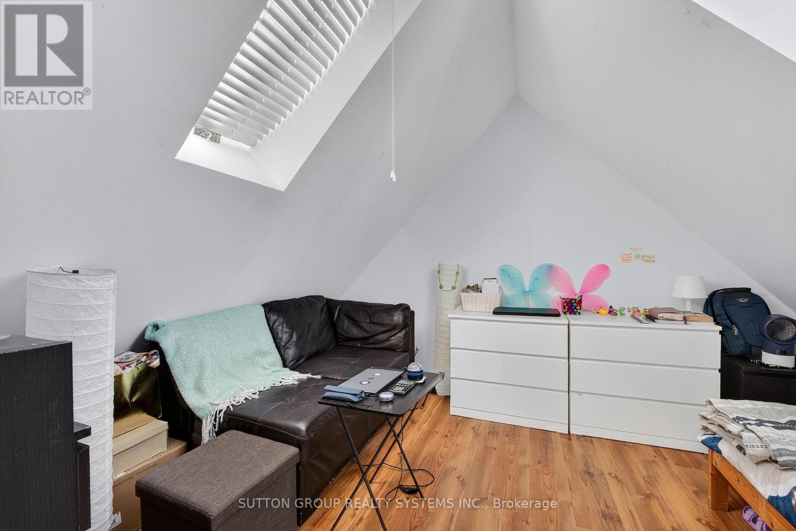 32 Green Lanes, Toronto, Ontario  M8Z 4V6 - Photo 36 - W12947436