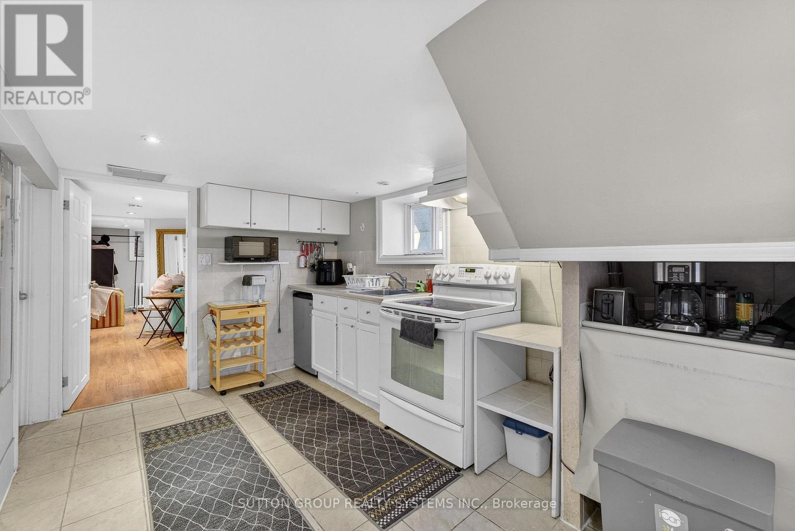 32 Green Lanes, Toronto, Ontario  M8Z 4V6 - Photo 41 - W12947436