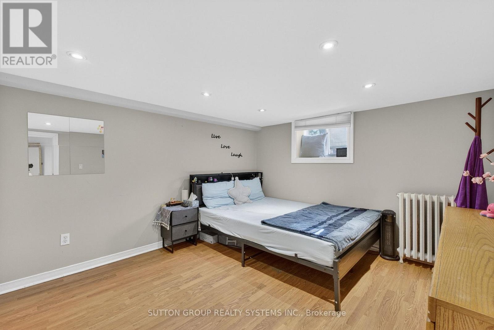 32 Green Lanes, Toronto, Ontario  M8Z 4V6 - Photo 44 - W12947436