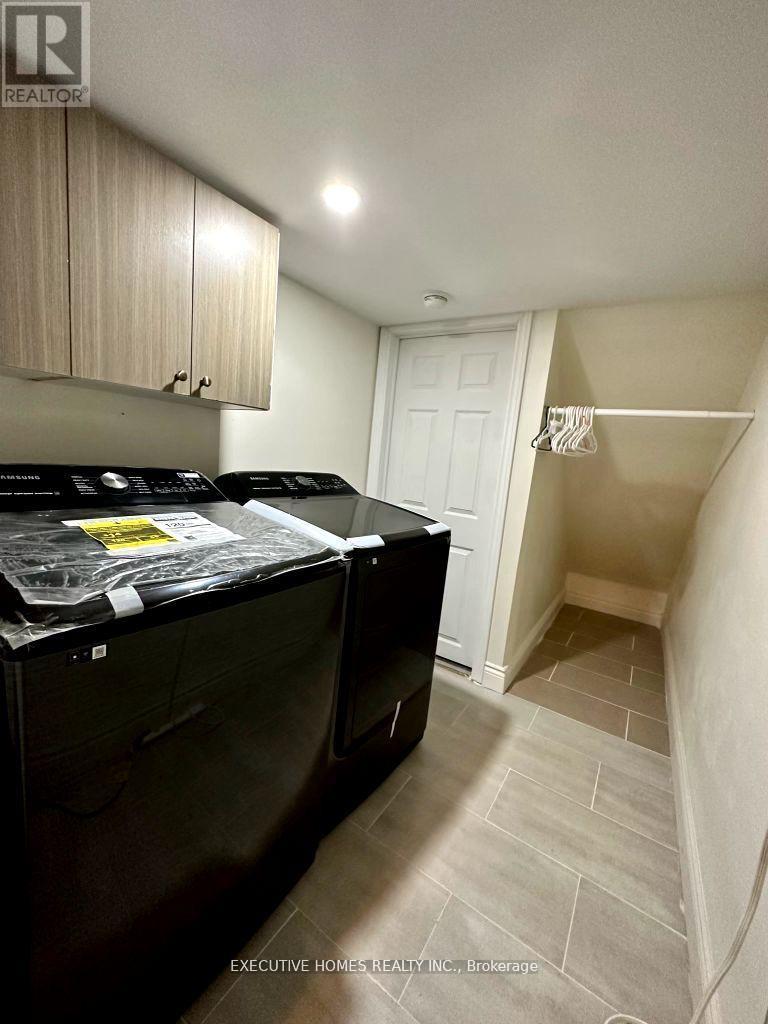 103 Baffin Crescent, Brampton, Ontario  L7A 0C7 - Photo 8 - W12947444