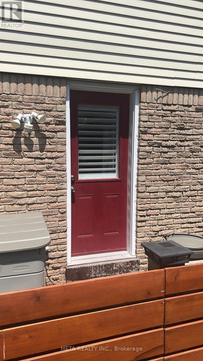 (Bachelor Basement Apt) - 1150 Jamesway Boulevard, Oakville, Ontario  L6H 2Z7 - Photo 3 - W12947462