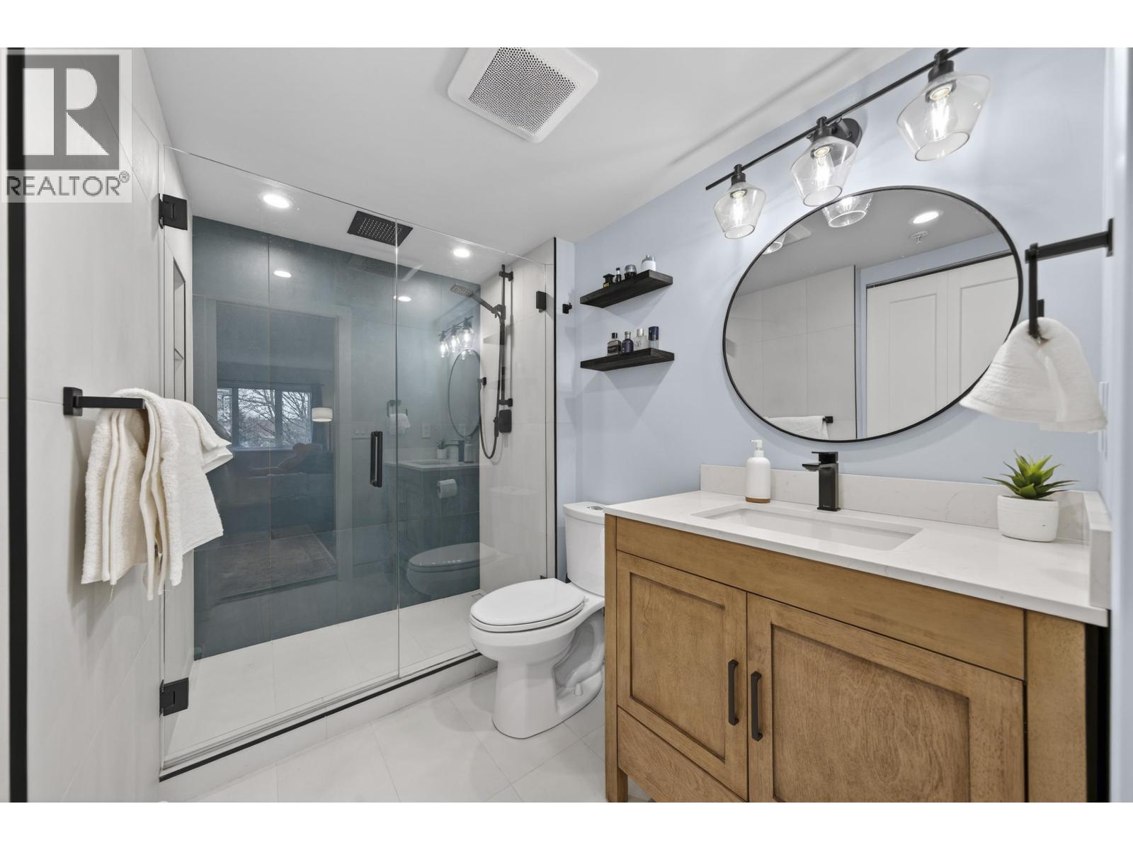 213 7139 18th Avenue, Burnaby, British Columbia  V3N 4Z3 - Photo 12 - R3105489