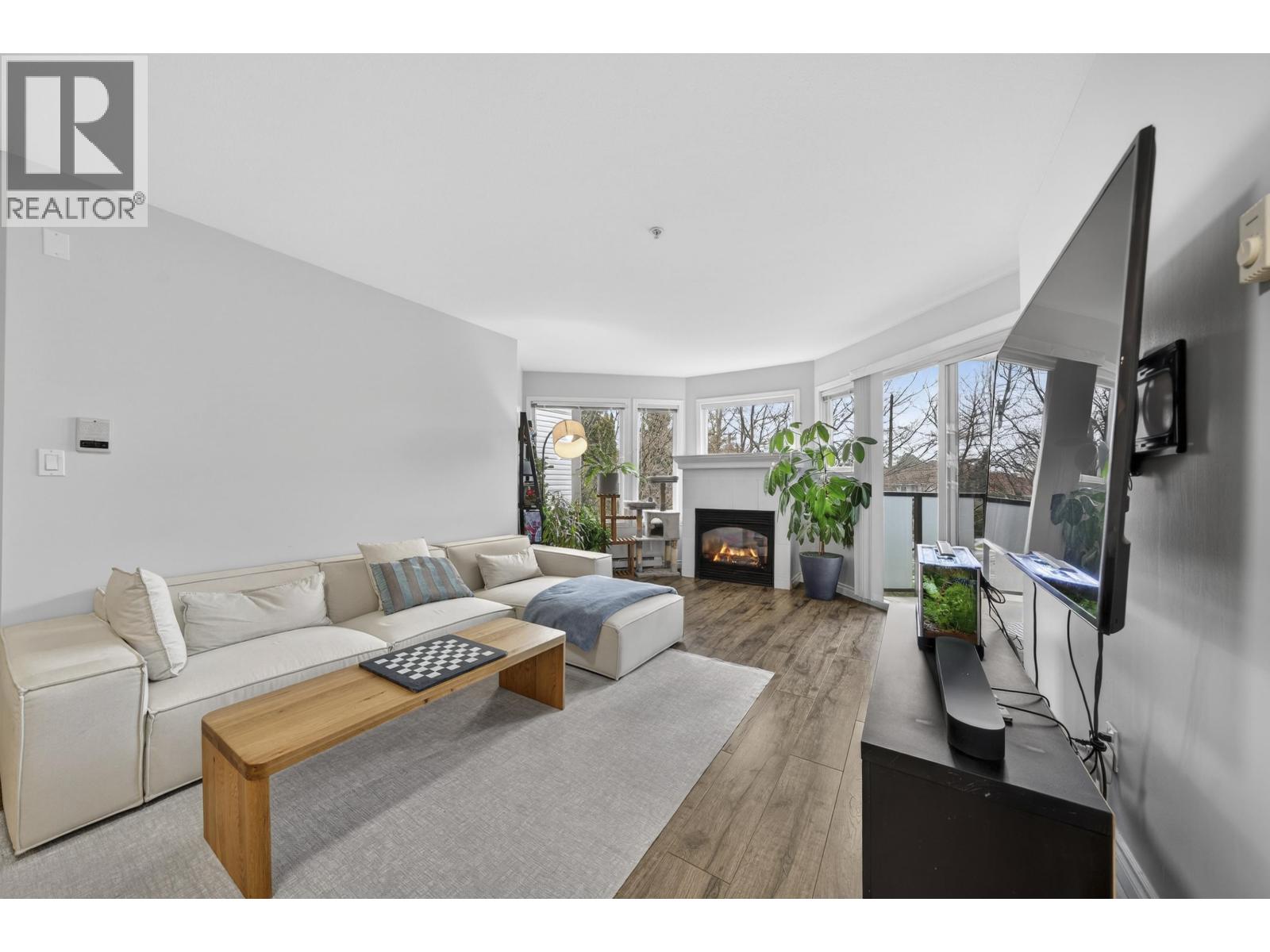 213 7139 18th Avenue, Burnaby, British Columbia  V3N 4Z3 - Photo 9 - R3105489