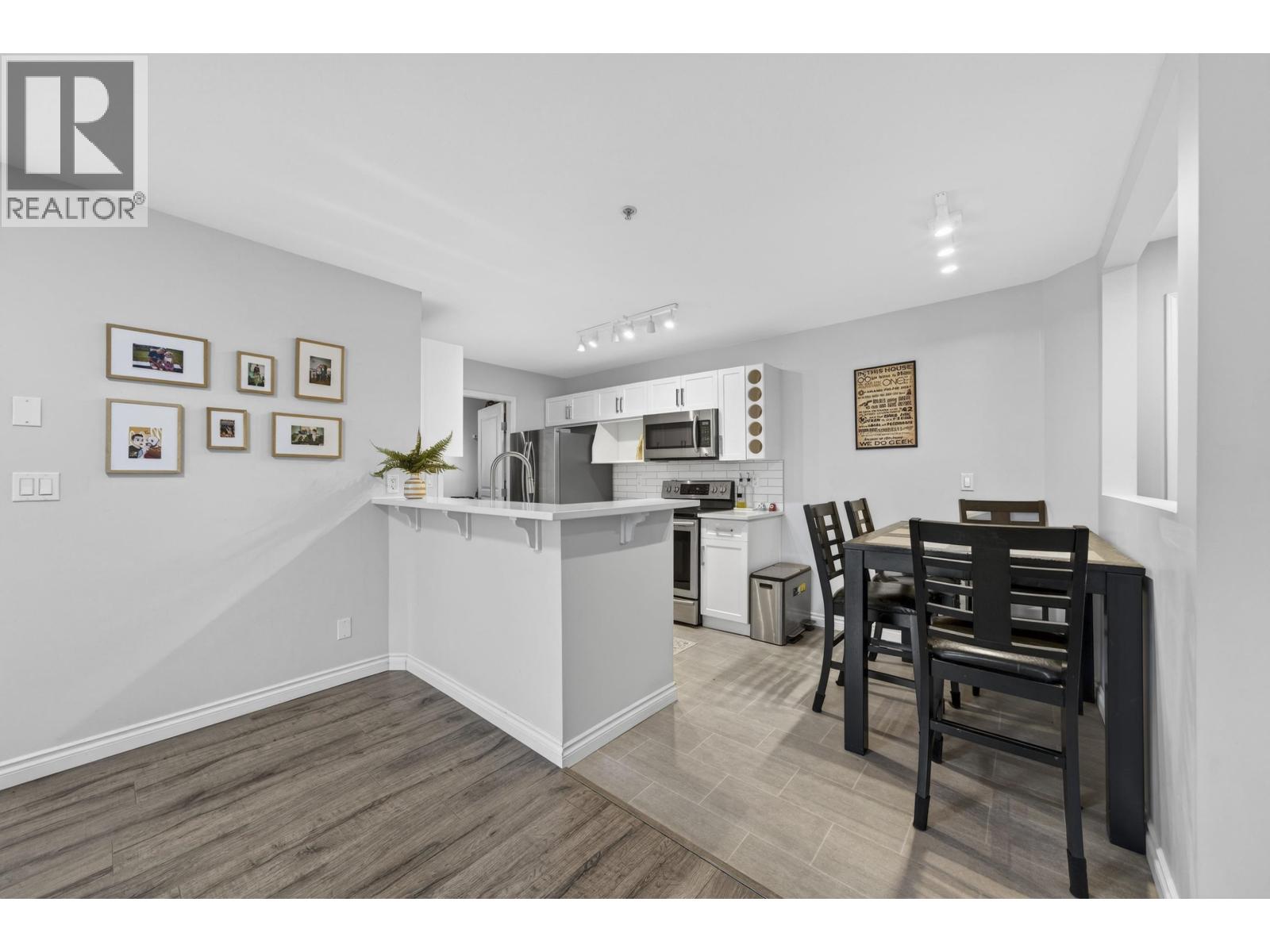 213 7139 18th Avenue, Burnaby, British Columbia  V3N 4Z3 - Photo 6 - R3105489