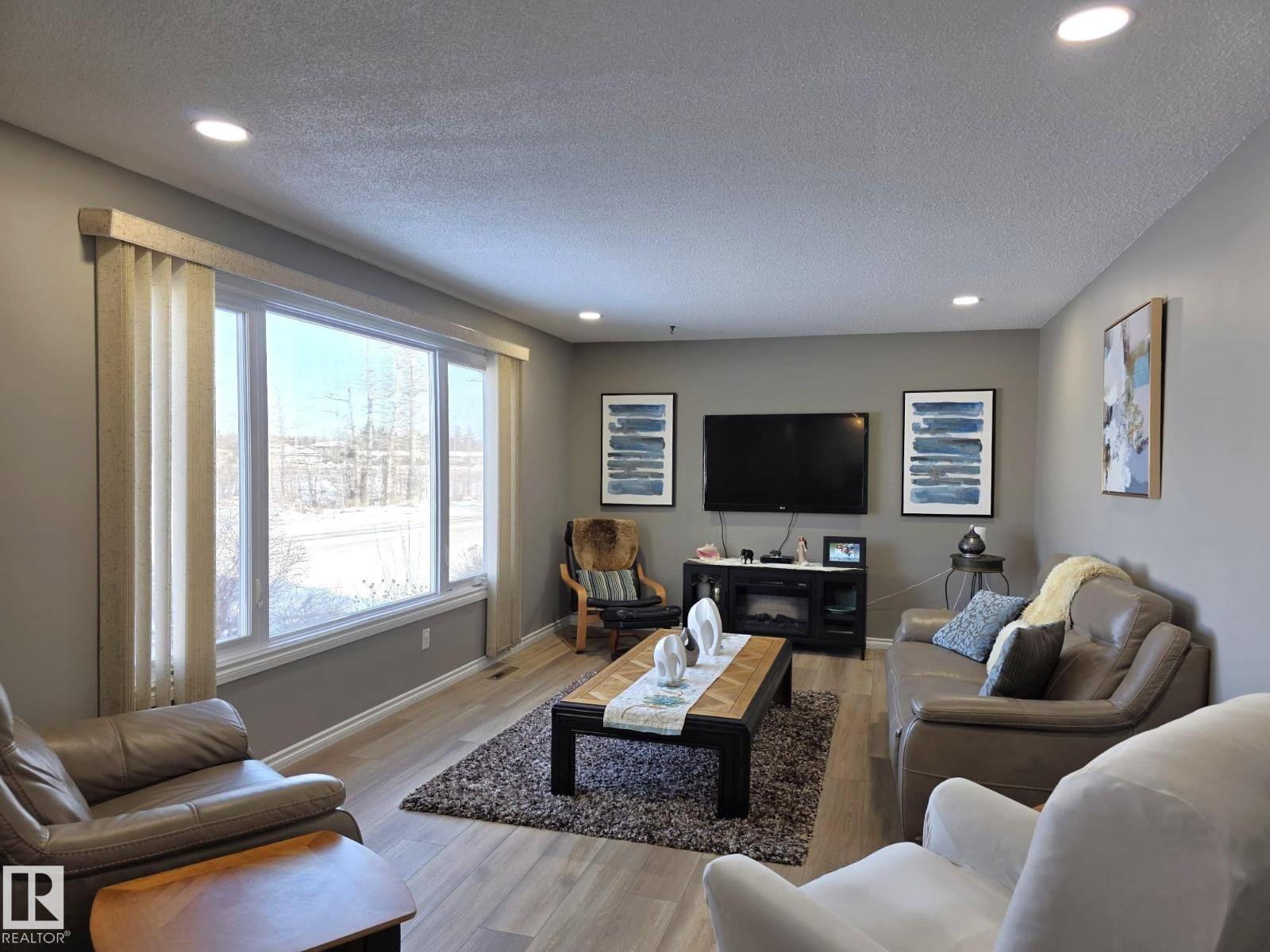 4307 47 St, Drayton Valley, Alberta  T7A 1G8 - Photo 13 - E4480125