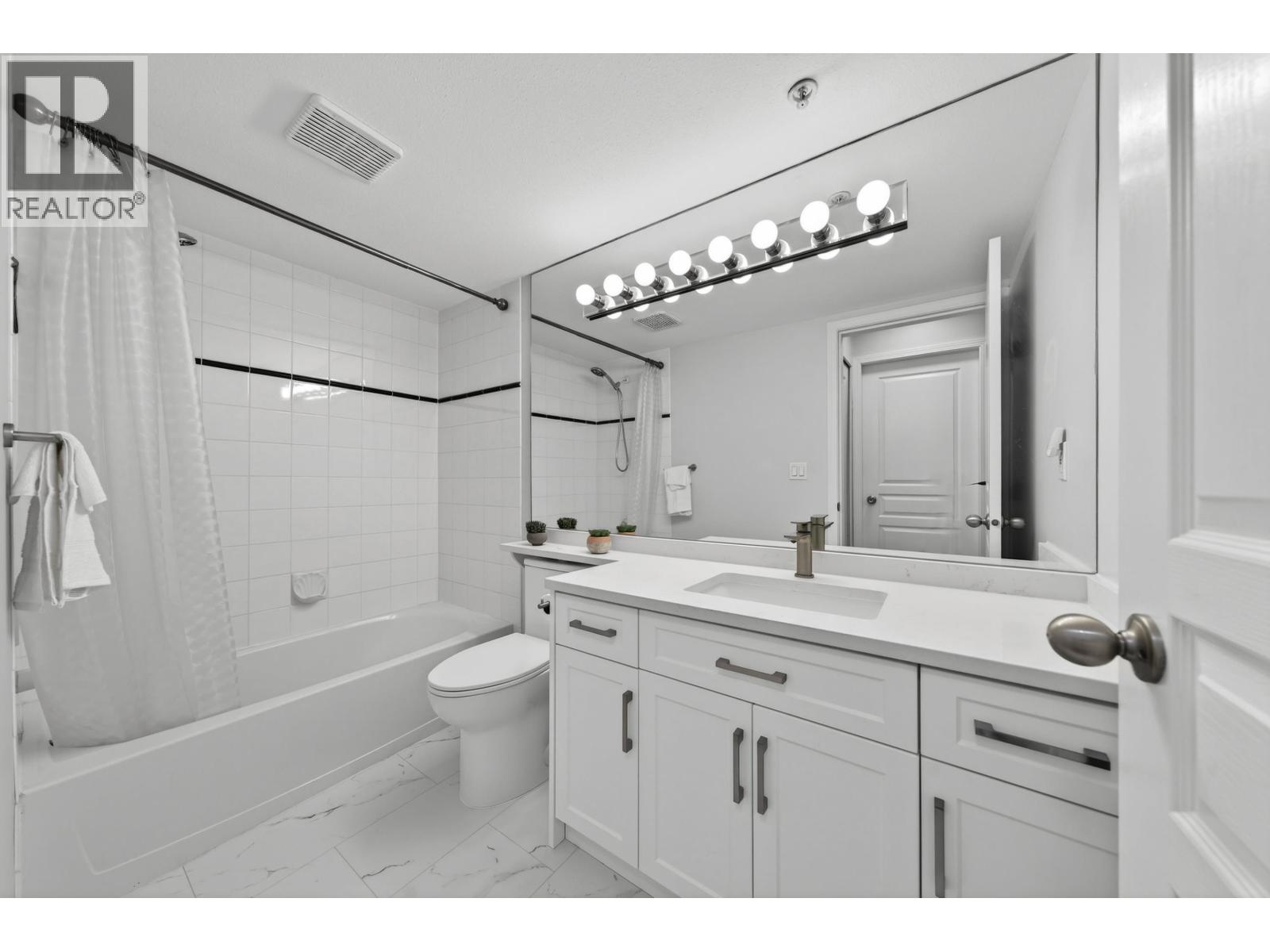 213 7139 18th Avenue, Burnaby, British Columbia  V3N 4Z3 - Photo 25 - R3105489