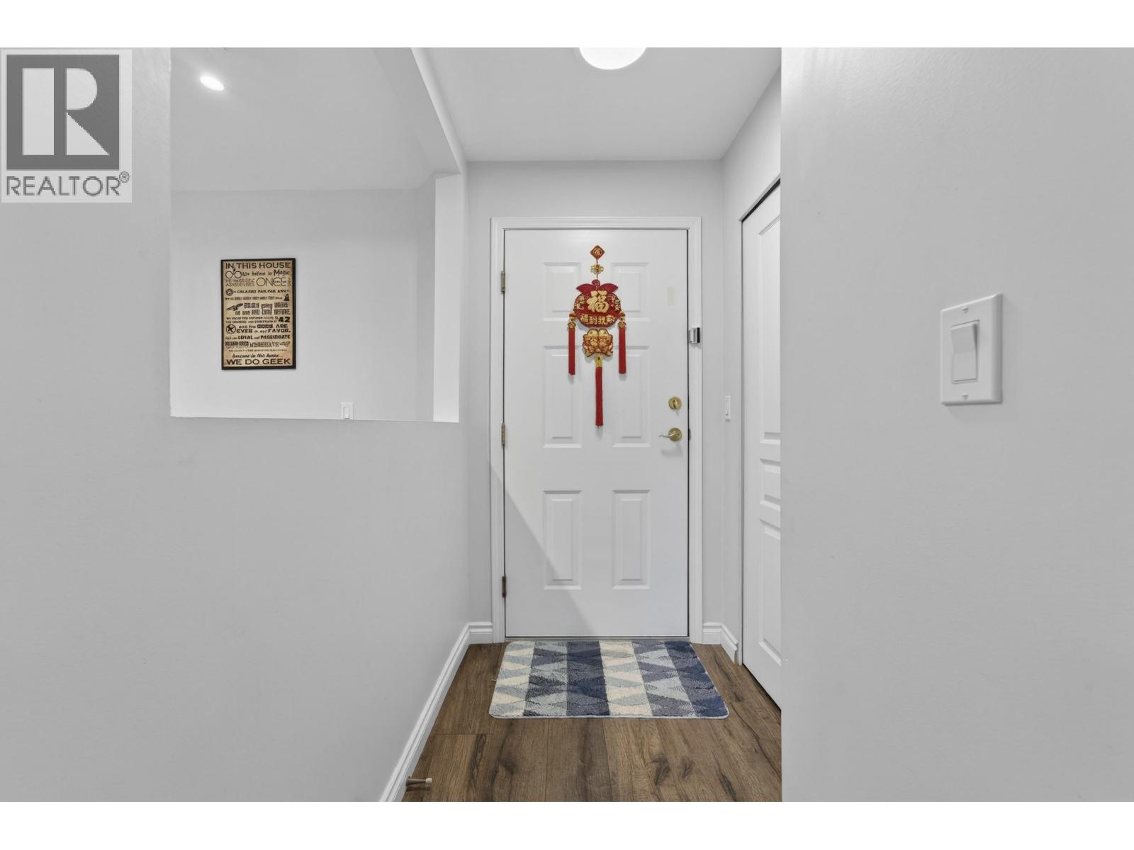 213 7139 18th Avenue, Burnaby, British Columbia  V3N 4Z3 - Photo 28 - R3105489