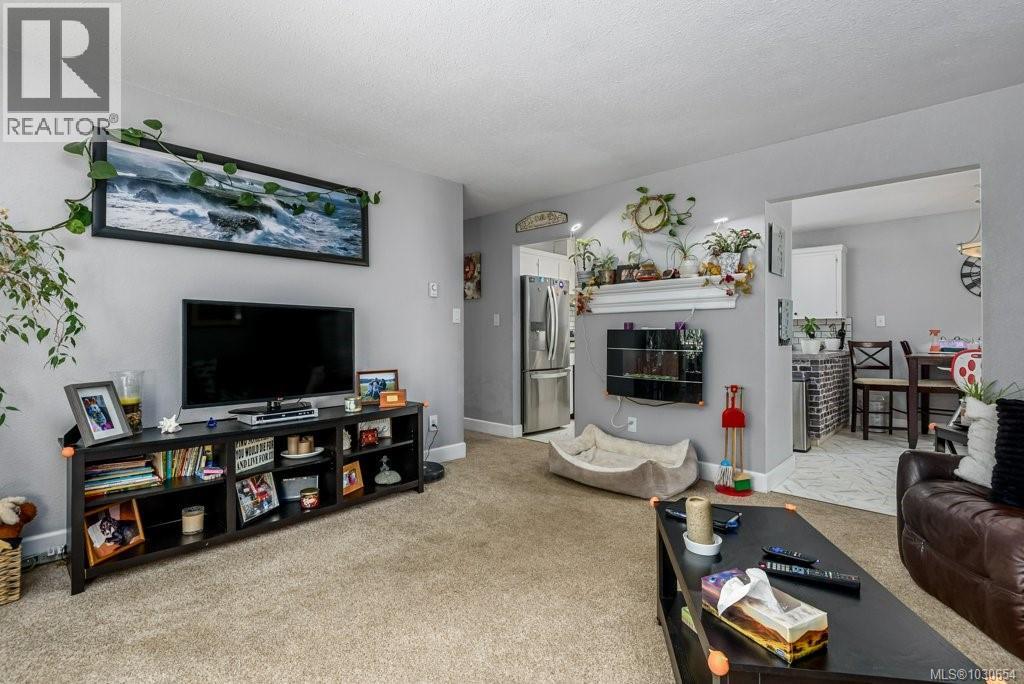 4696 Gail Cres, Courtenay, British Columbia  V9N 5Y3 - Photo 5 - 1030654