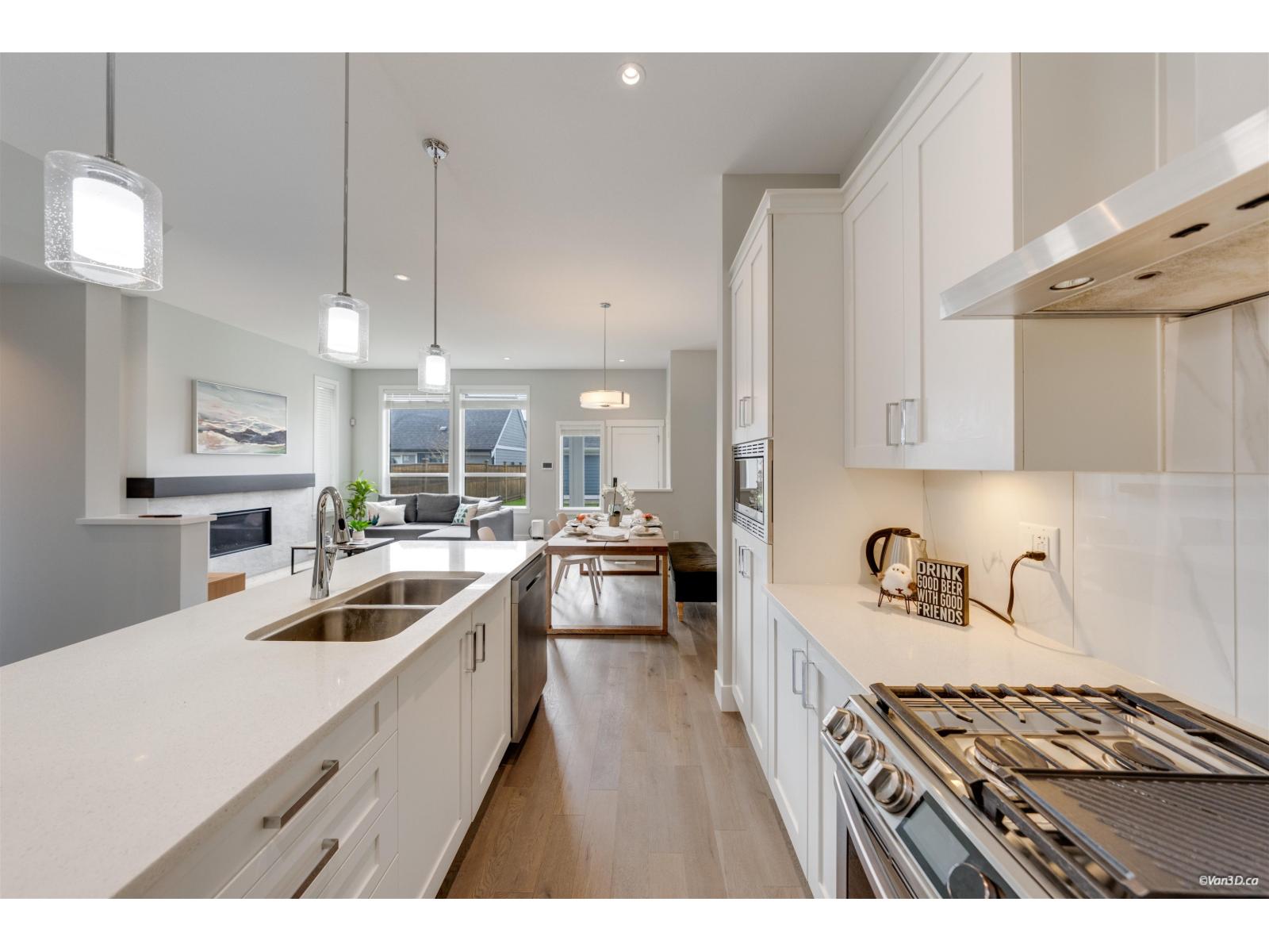 16636 Edgewood Drive, Surrey, British Columbia  V3Z 9X9 - Photo 8 - R3105948