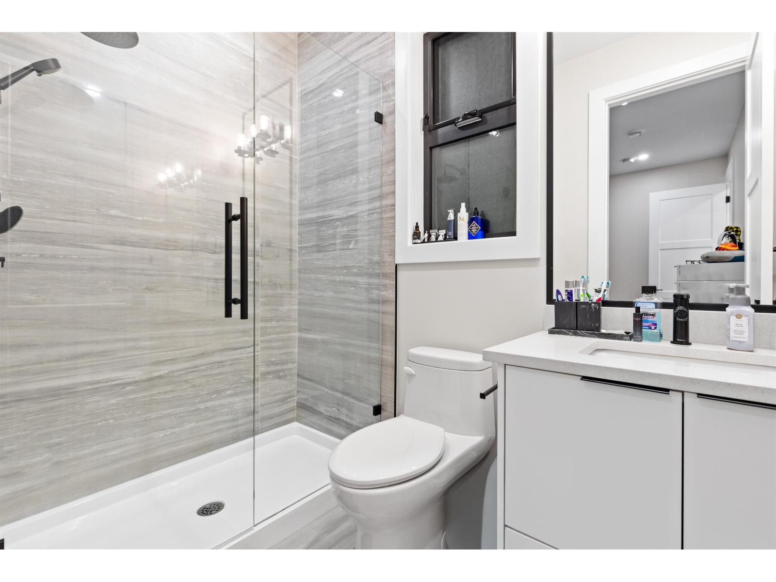 19023 61a Avenue, Surrey, British Columbia  V3S 8C8 - Photo 36 - R3104009