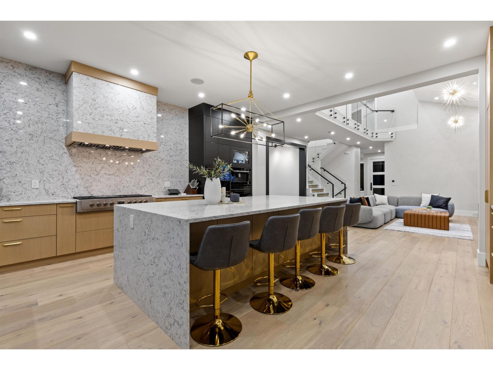 19023 61a Avenue, Surrey, British Columbia  V3S 8C8 - Photo 13 - R3104009