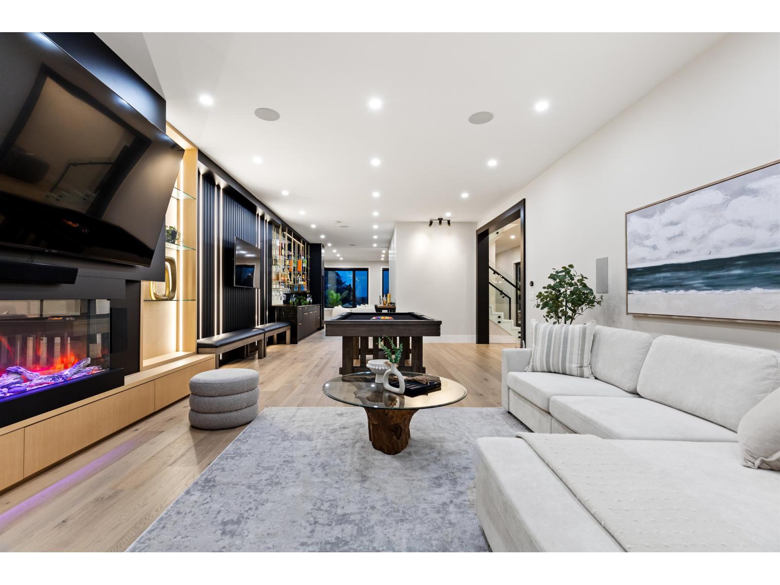 19023 61a Avenue, Surrey, British Columbia  V3S 8C8 - Photo 11 - R3104009