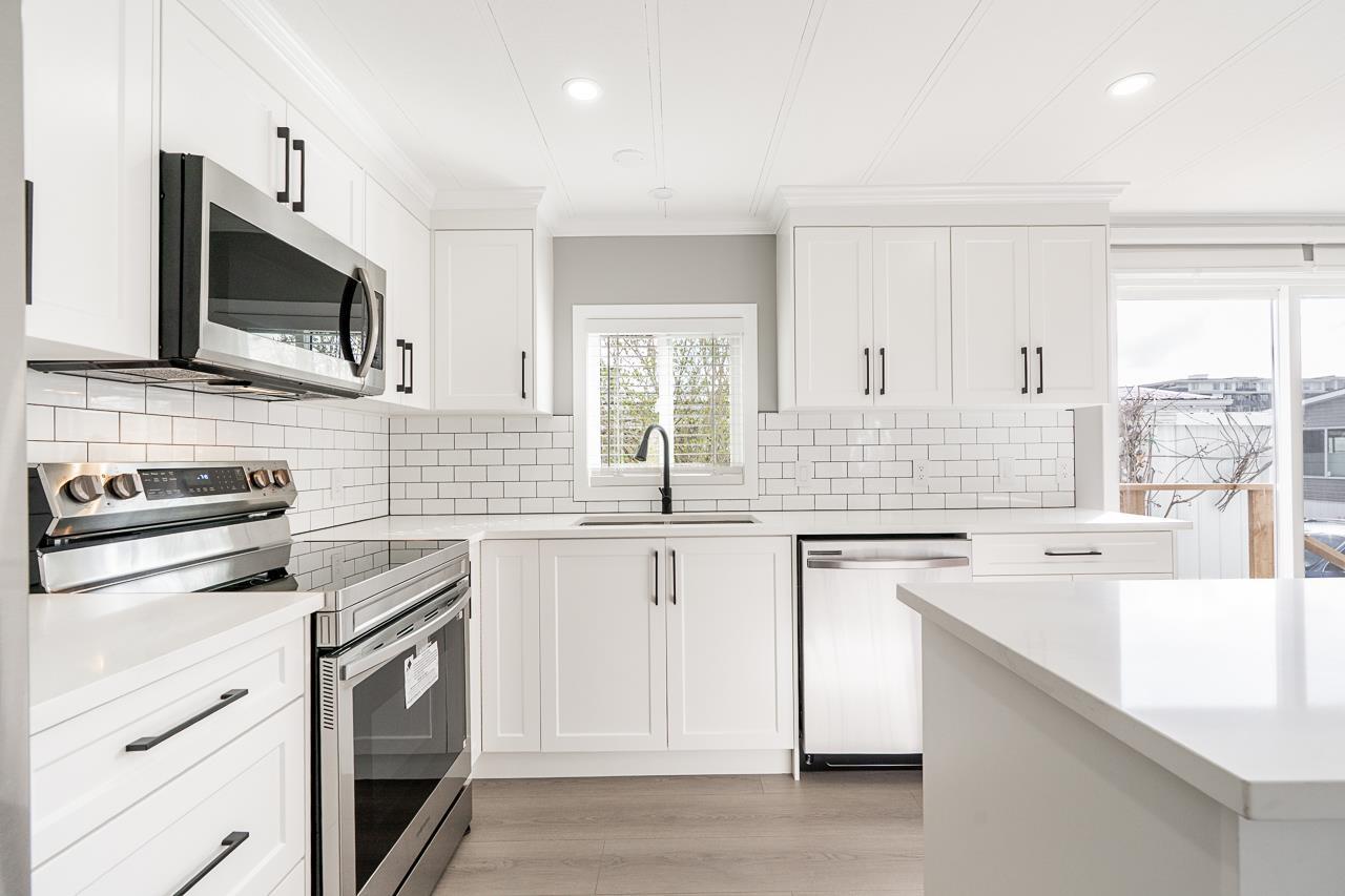 46 8254 134 Street, Surrey, British Columbia  V3W 6M2 - Photo 2 - R3104745