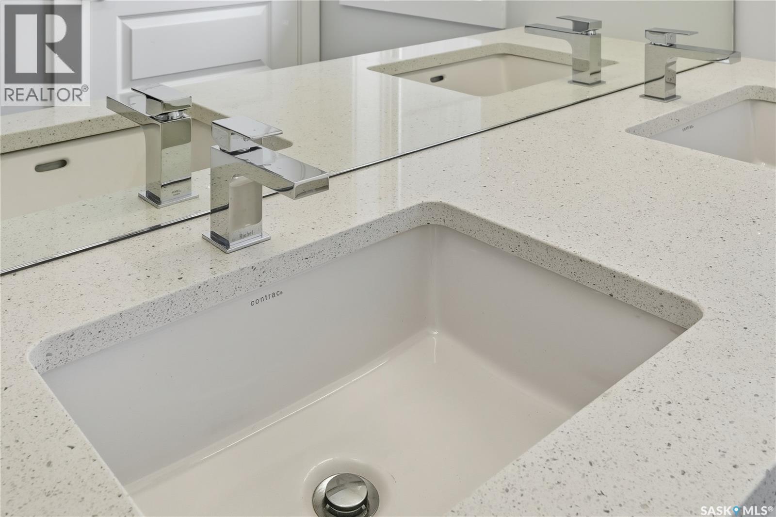 3005 Green Turtle Road, Regina, Saskatchewan  S4V 4E6 - Photo 26 - SK031803