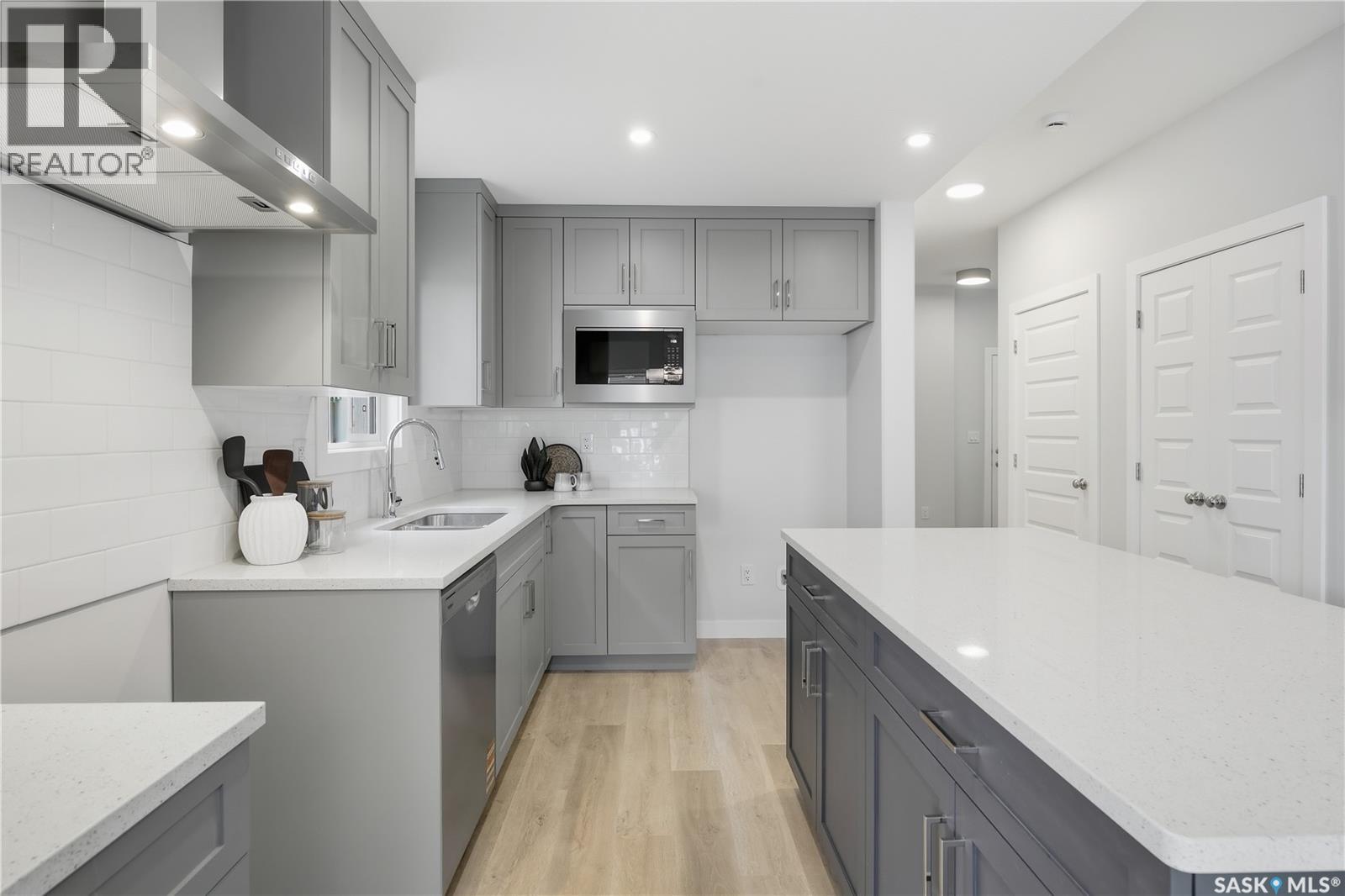 3005 Green Turtle Road, Regina, Saskatchewan  S4V 4E6 - Photo 6 - SK031803