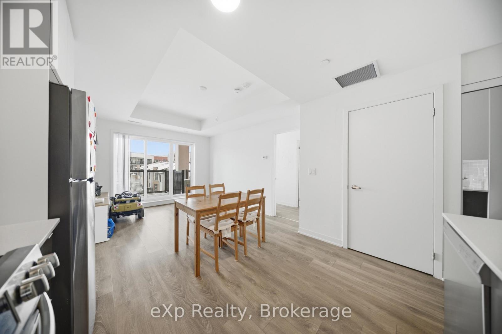 410 - 160 Canon Jackson Drive, Toronto, Ontario  M6M 0B6 - Photo 15 - W12793722