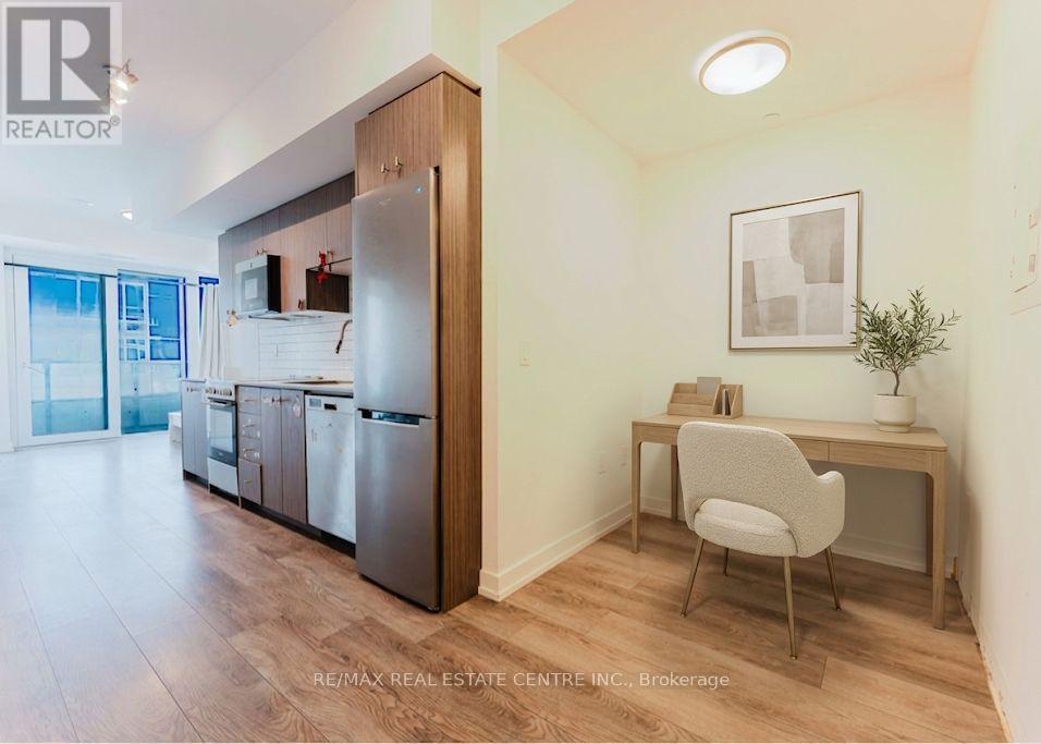 904 - 5 Wellington Street S, Kitchener, Ontario  N2G 0E3 - Photo 8 - X12947464