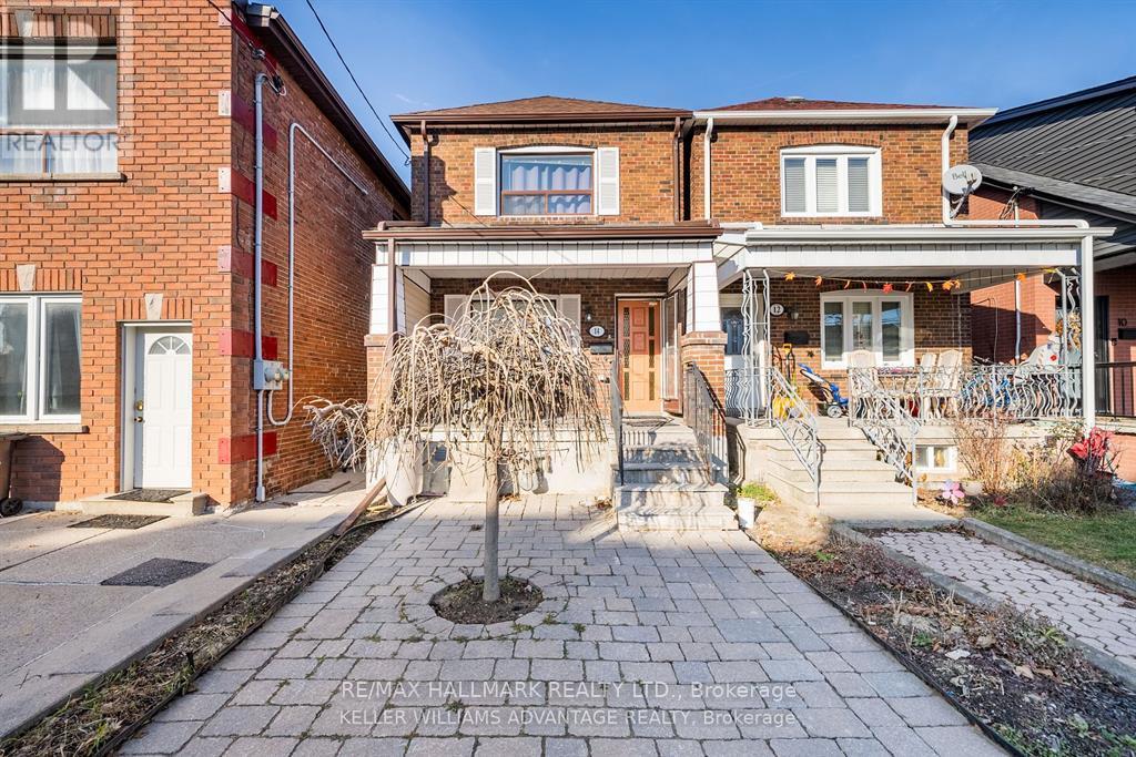 3 - 14 Innes Avenue, Toronto, Ontario  M6E 1M8 - Photo 1 - W12774858