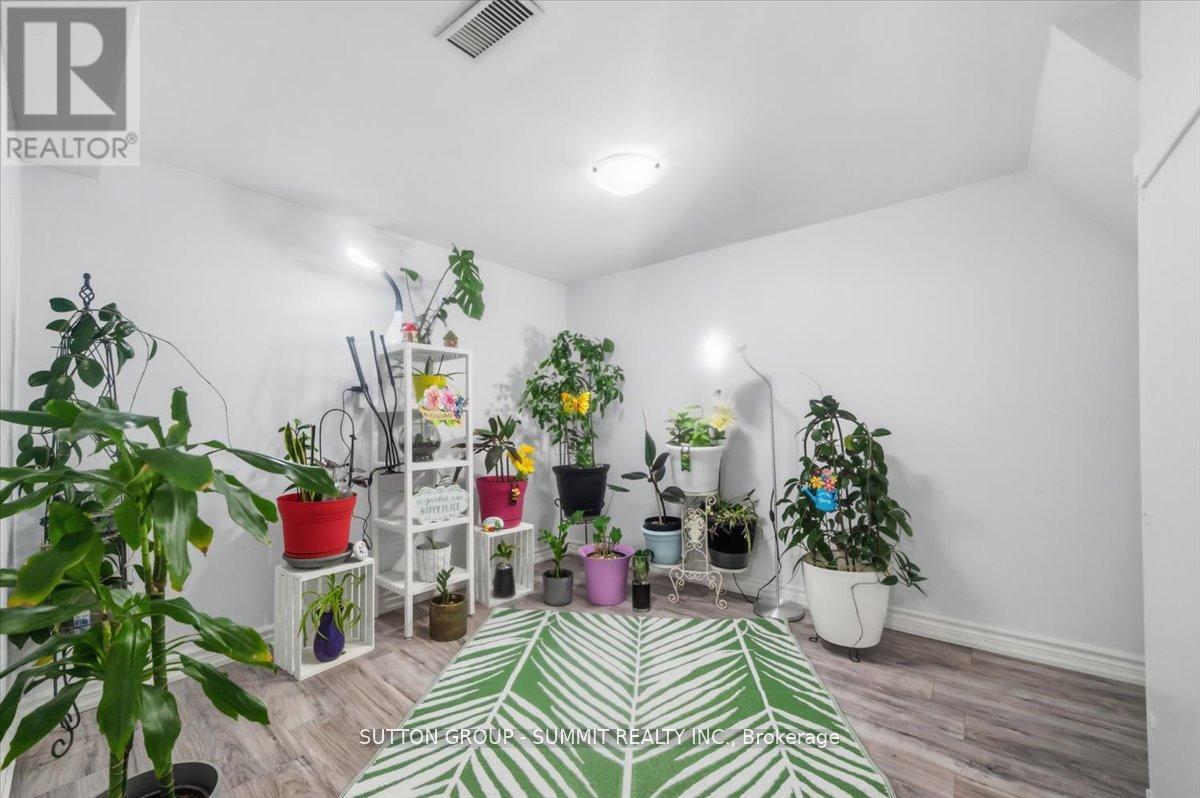 22 Oak Street, Welland, Ontario  L3C 2Z9 - Photo 43 - X12937458