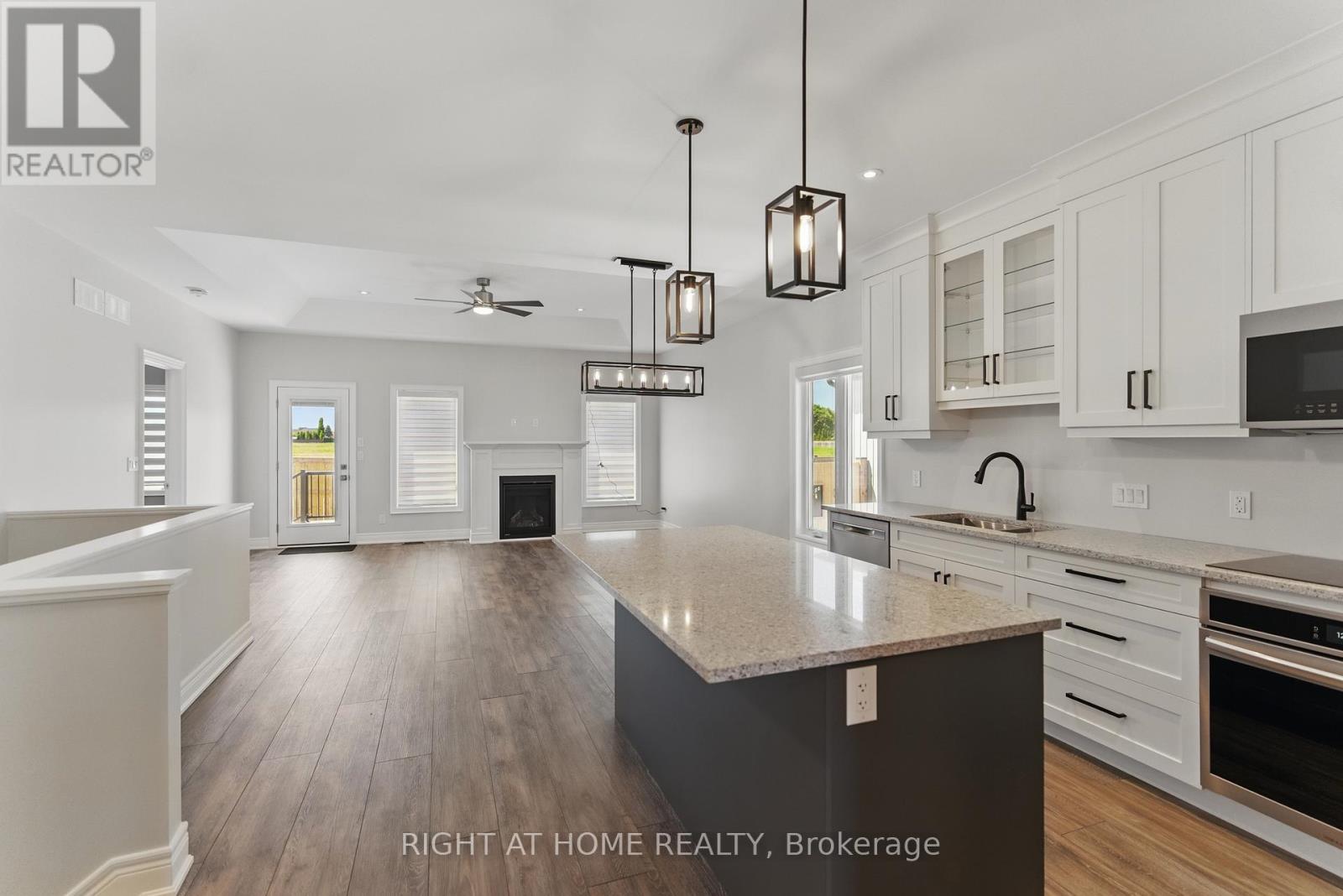 91 Homestead Drive, Niagara-On-The-Lake, Ontario  L0S 1J0 - Photo 6 - X12718382