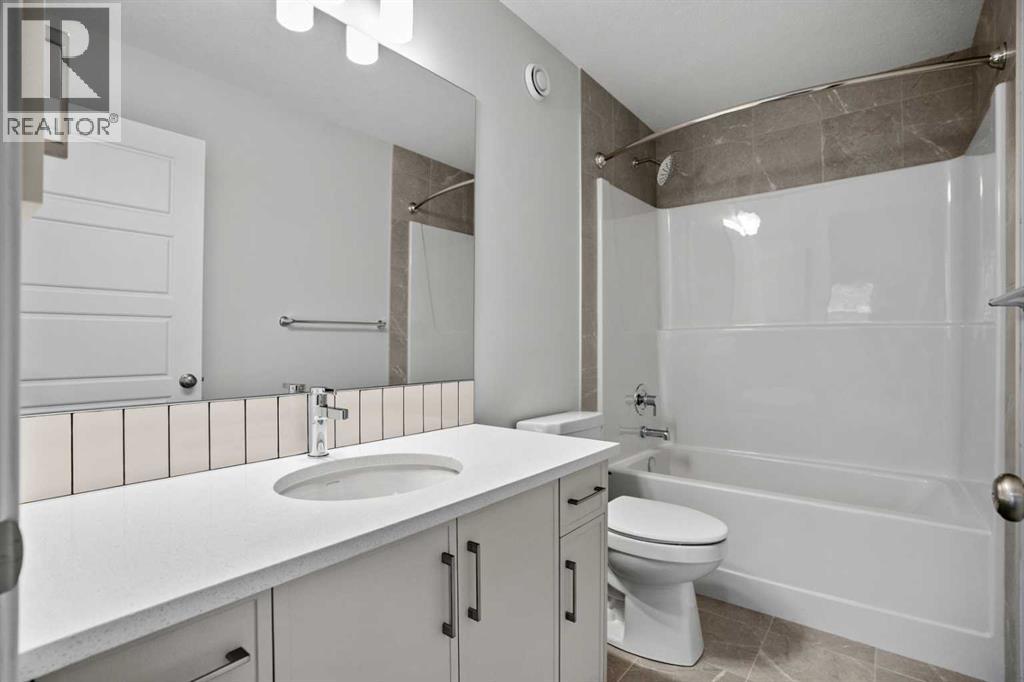 64 Homestead View NE, Calgary, Alberta  T3J 5W2 - Photo 18 - A2286335